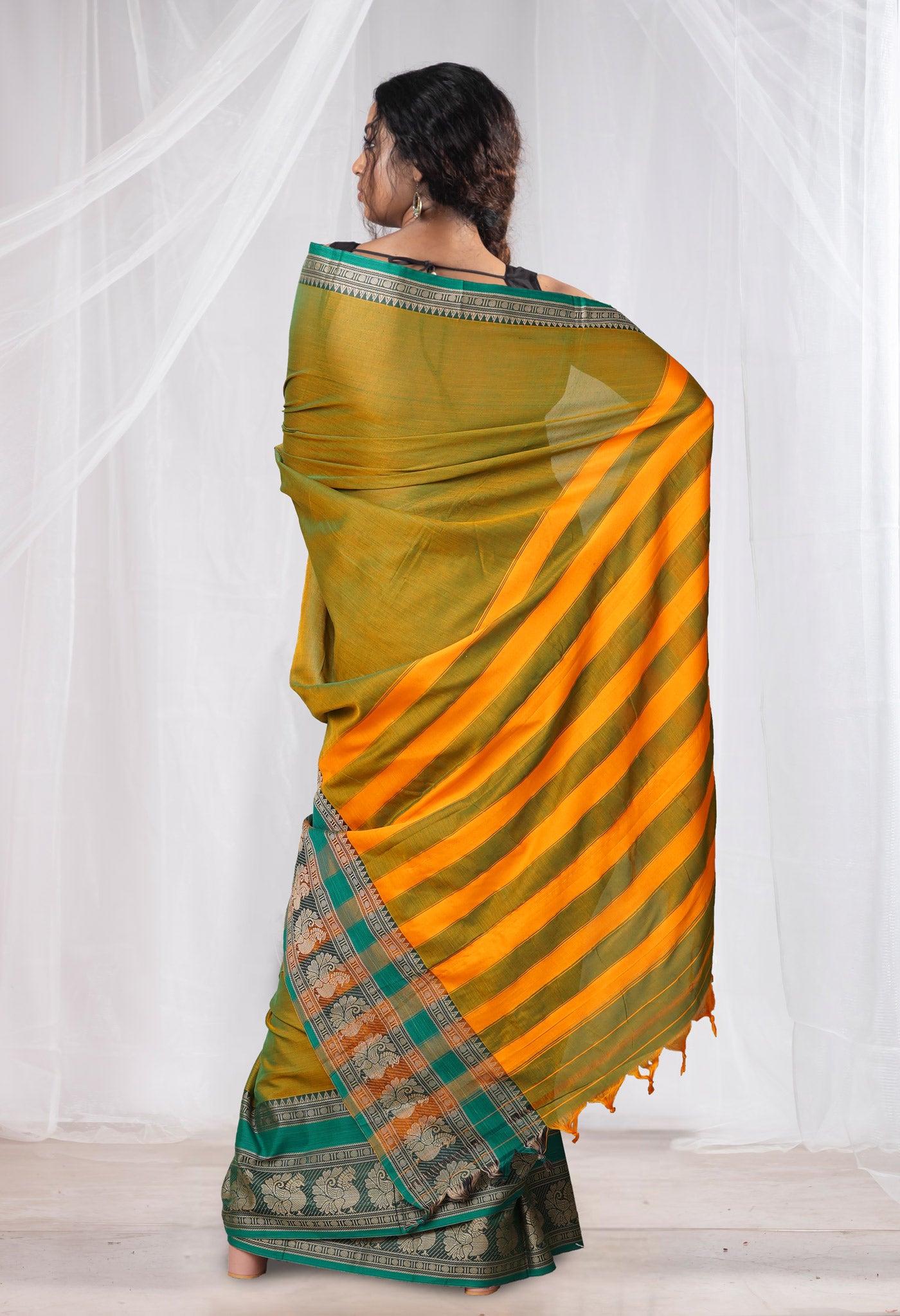 Green Pure Handloom Narayani Cotton Saree-UNM78565