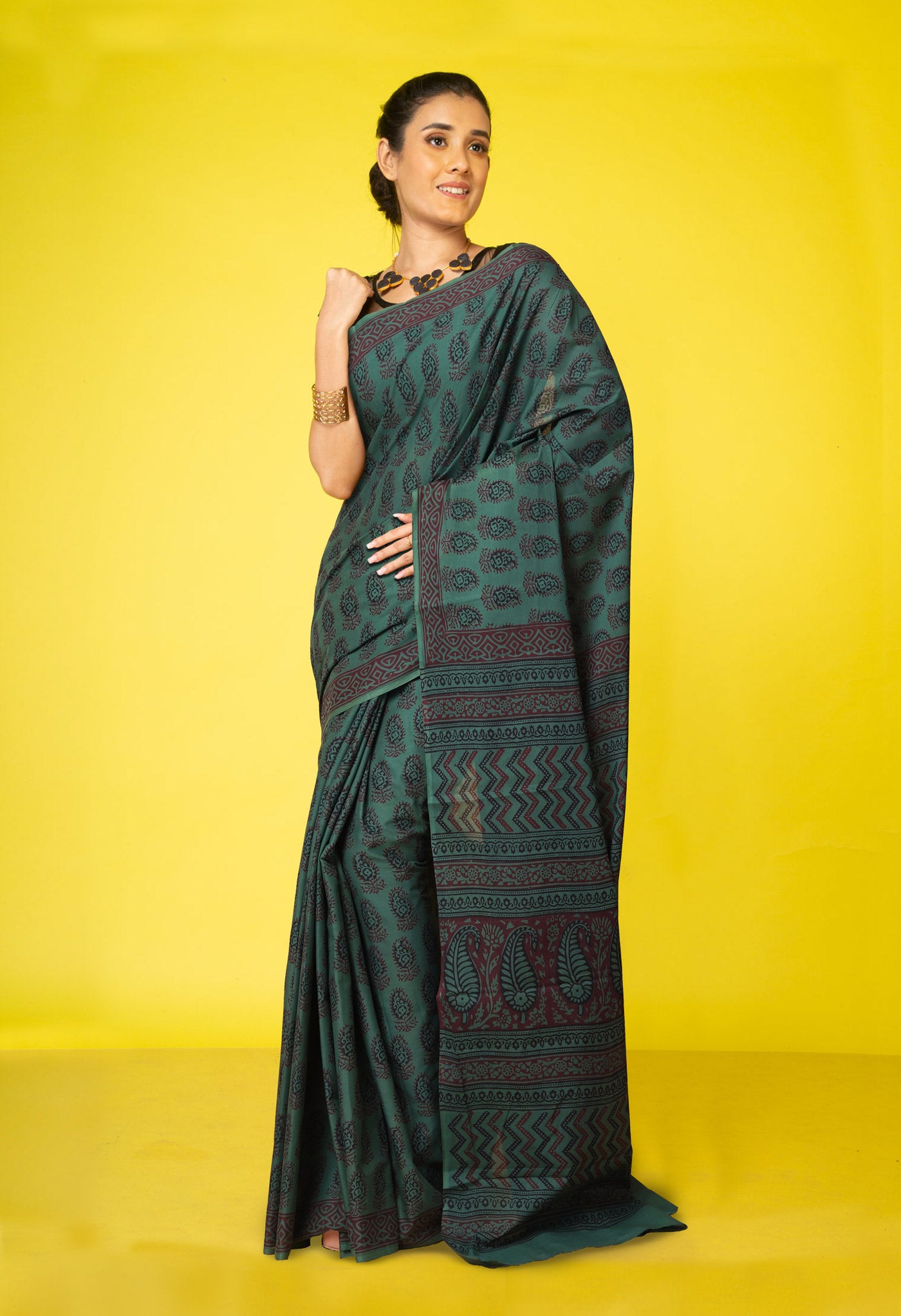 Green Pure  Bagh Printed Soft Cotton Saree-UNM78602