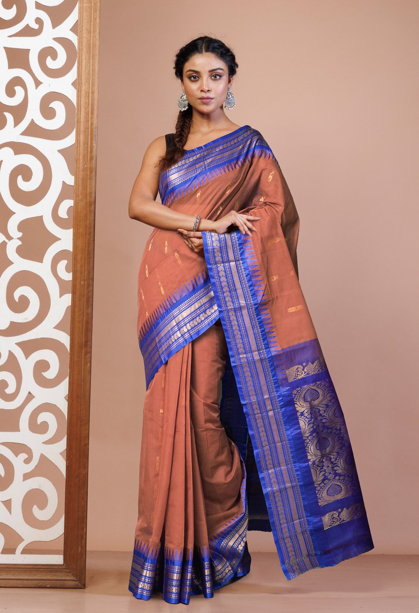 Brown Pure  Handloom Gadwal Cotton Saree-UNM78943