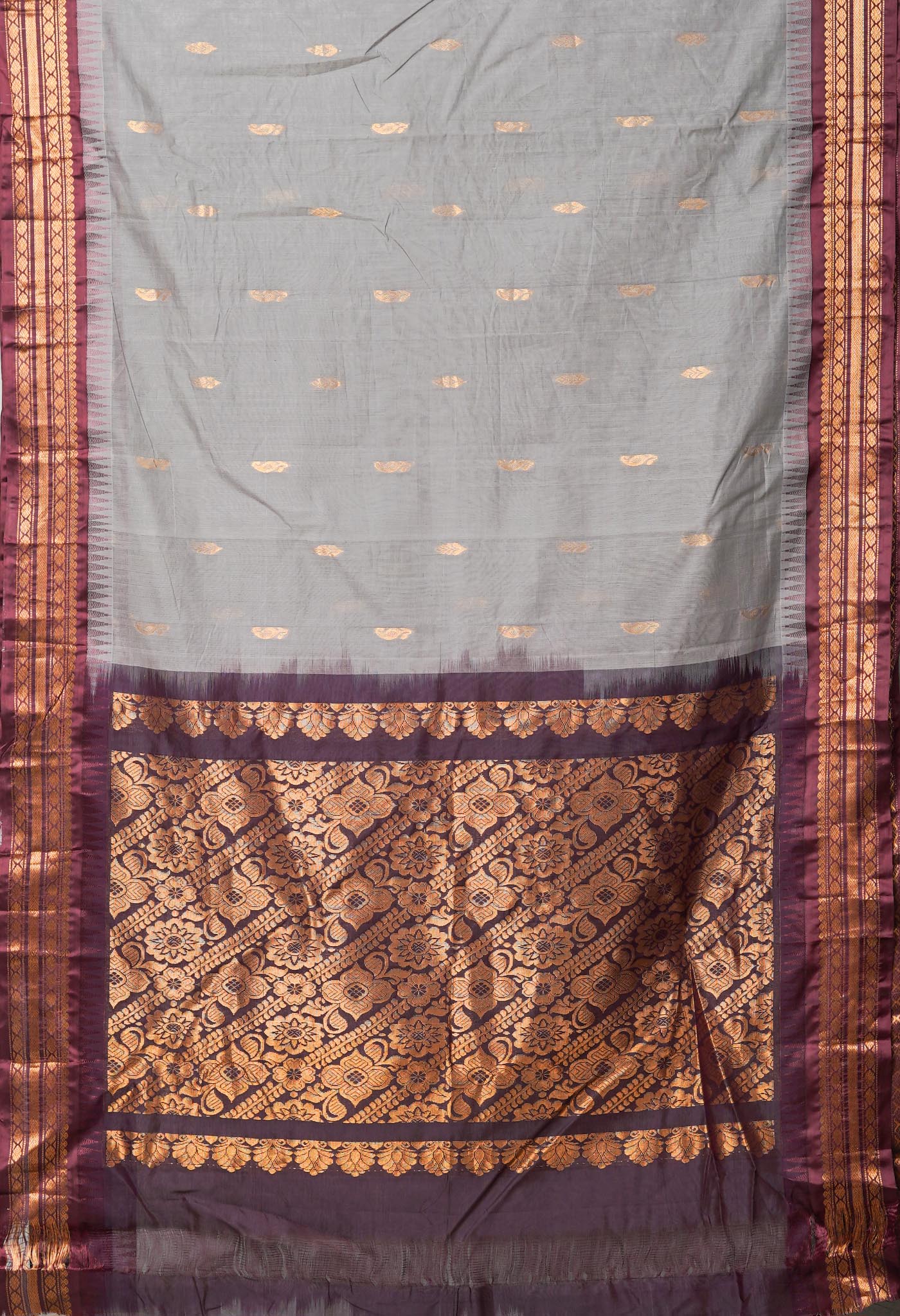 Grey Pure  Handloom Gadwal Cotton Saree