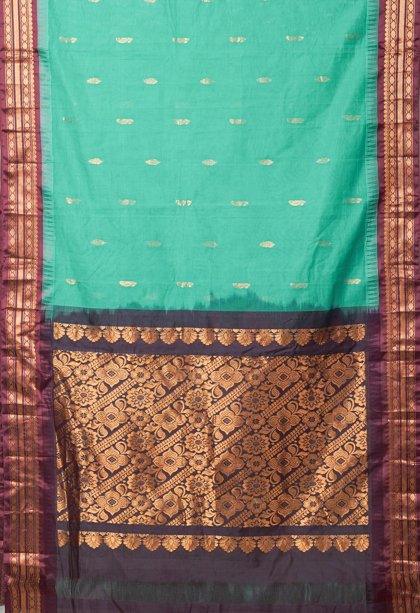 Green Pure  Handloom Gadwal Cotton Saree