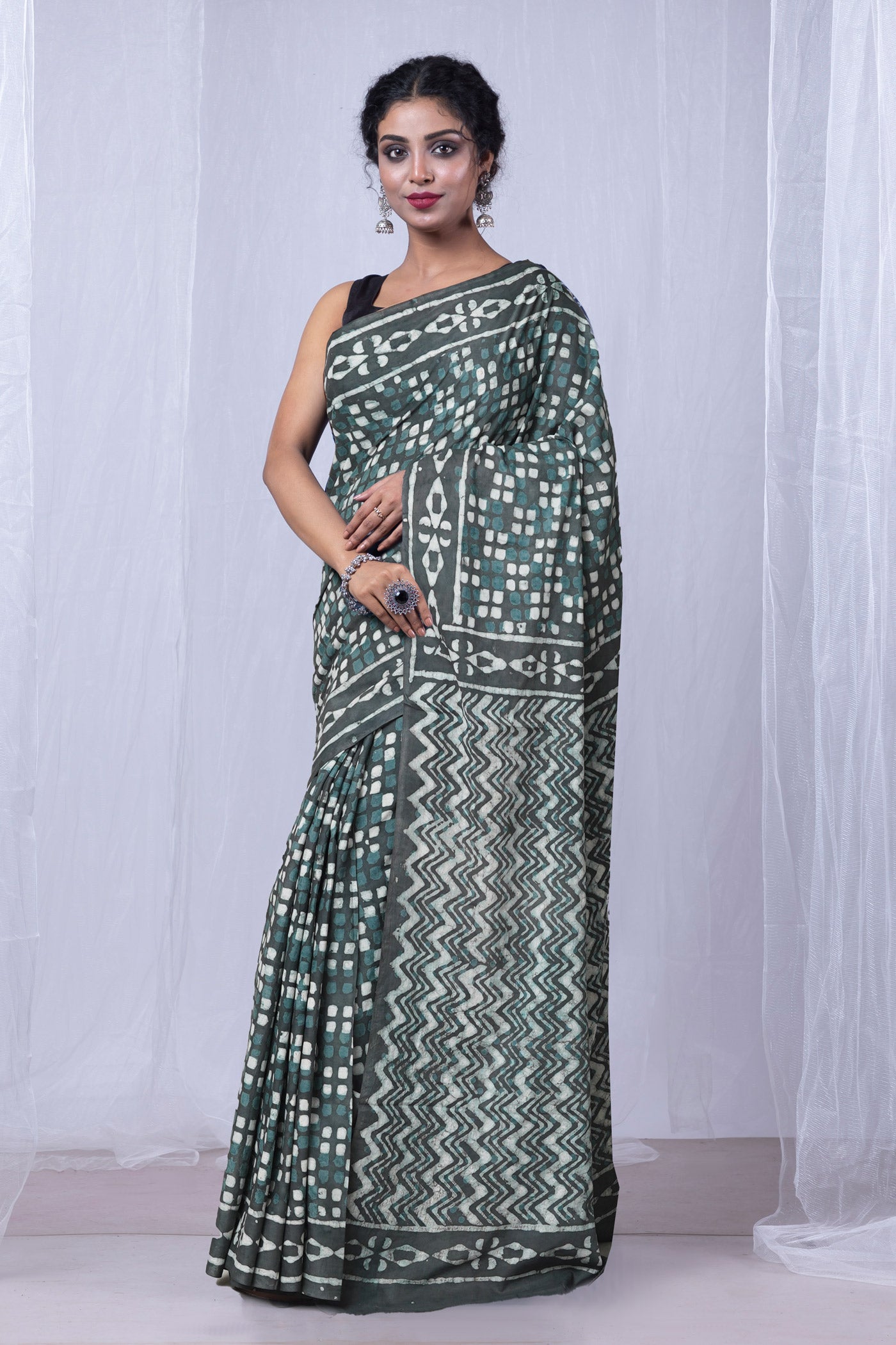 Grey Pure  Dabu Printed Mulmul Cotton Saree-UNM78975