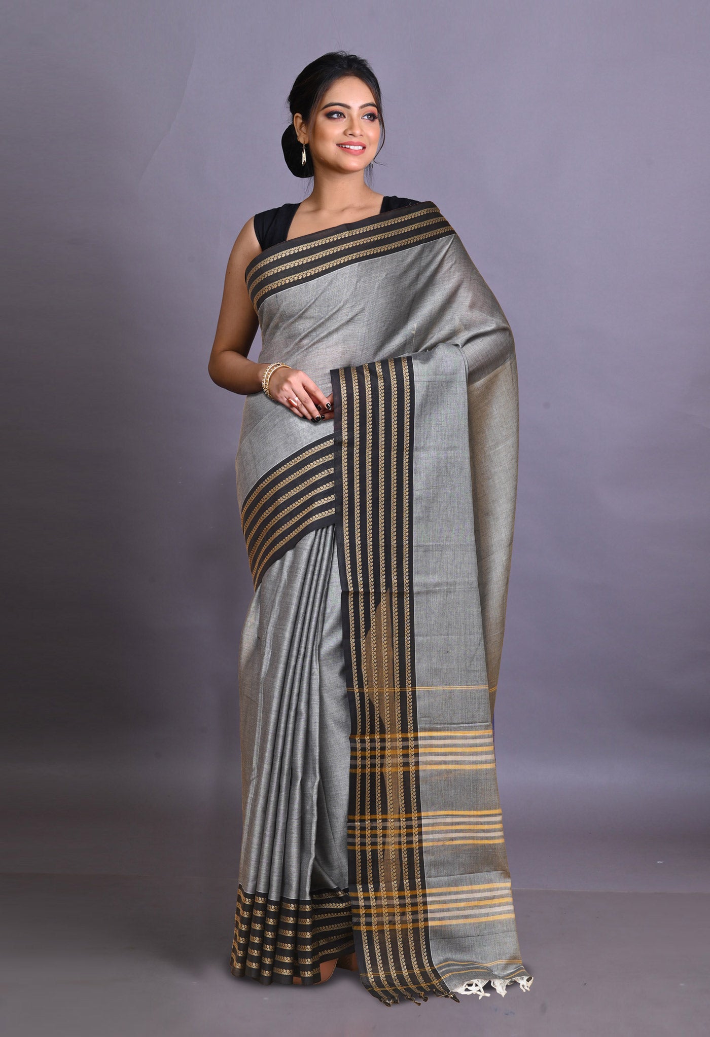 Grey Pure Handloom Narayani Cotton Saree-UNM79047