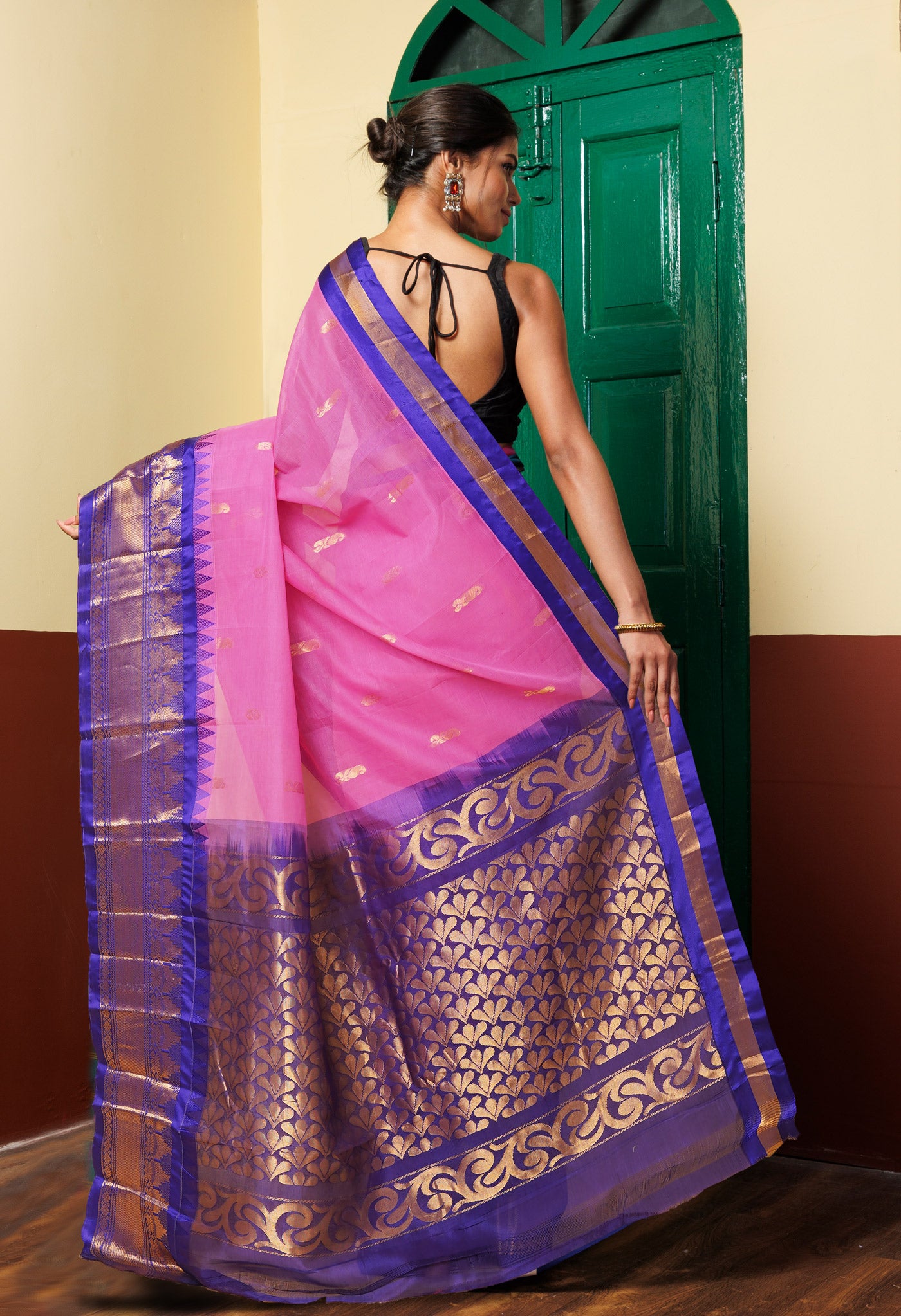 Pink Pure Handloom Gadwal Cotton Saree