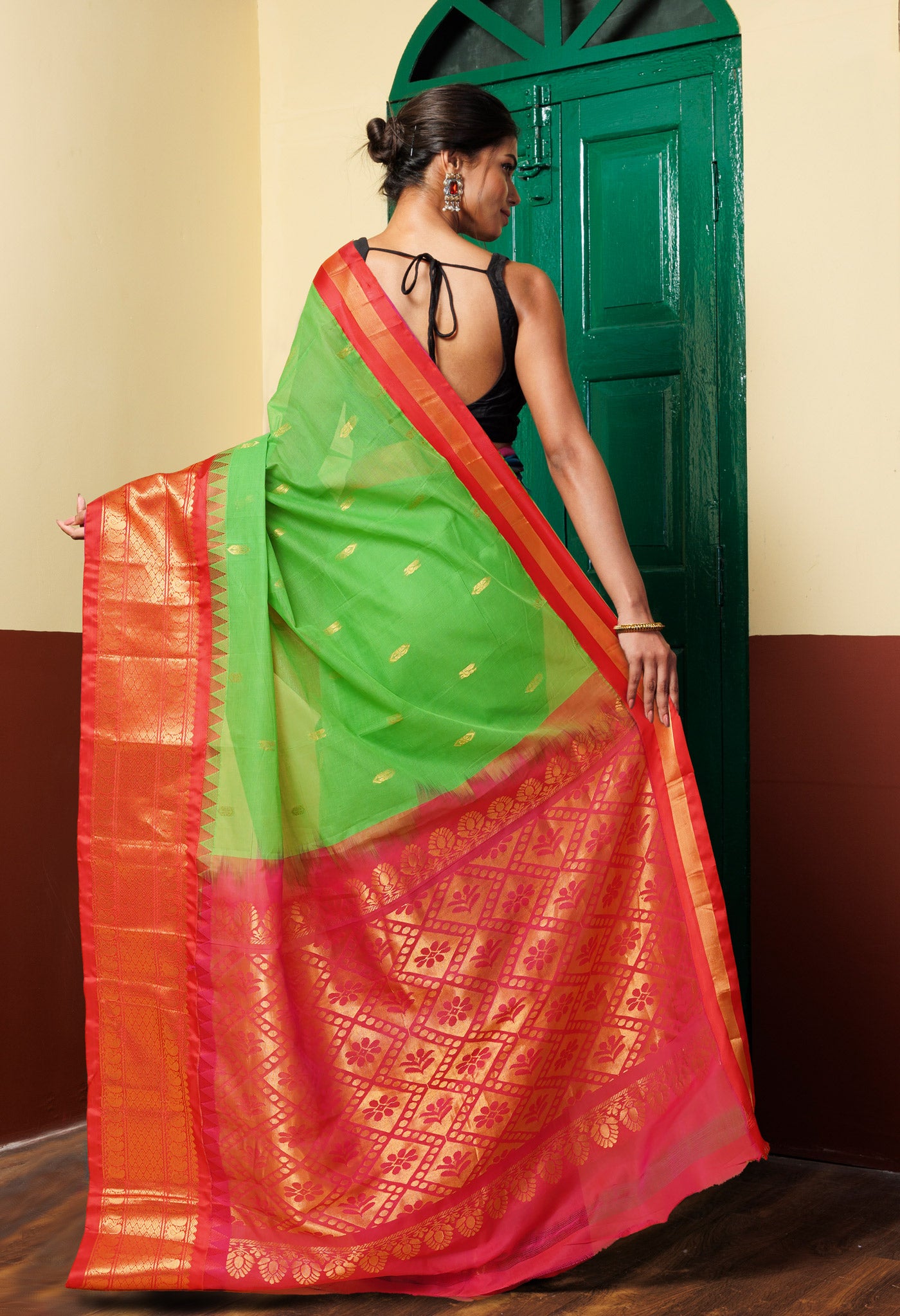 Green Pure Handloom Gadwal Cotton Saree