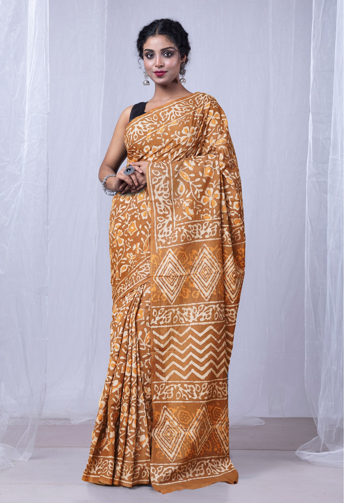 Brown Pure Dabu Printed Mulmul Cotton Saree-UNM79134