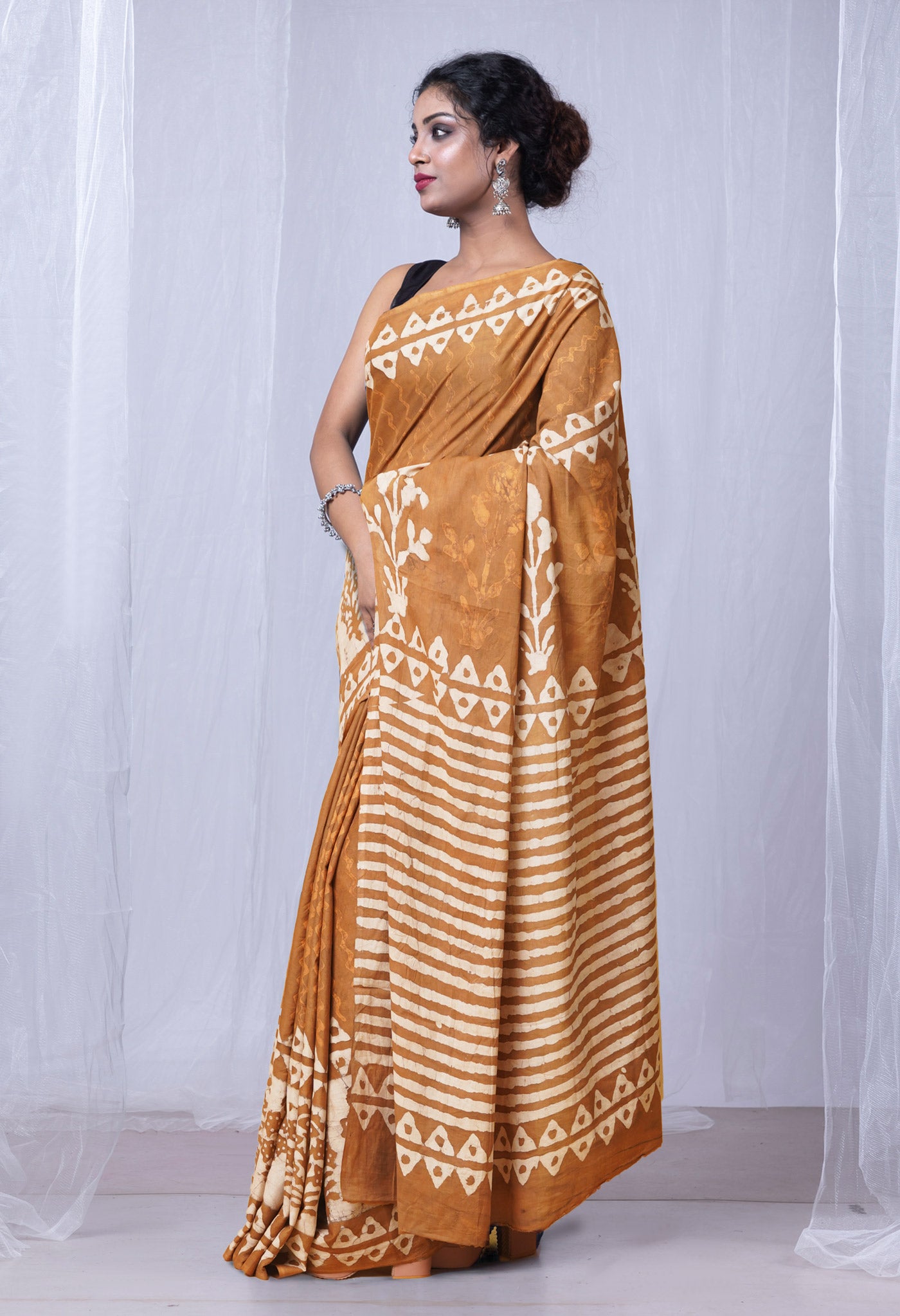 Brown Pure Dabu Printed Mulmul Cotton Saree-UNM79140