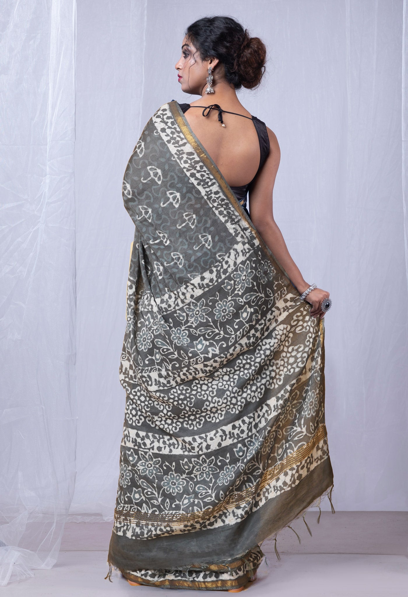 Grey Pure Pashmina Dabu Printed Chanderi Sico Saree-UNM79149