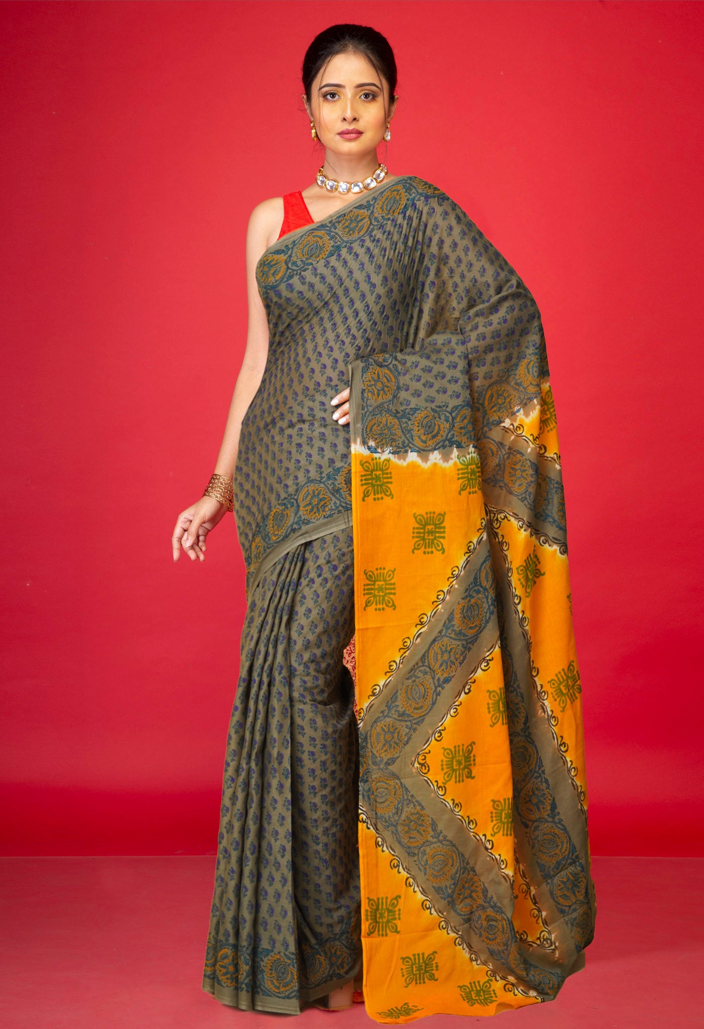 Grey Pure Hand Block Printed Soft Cotton Saree-UNM79240