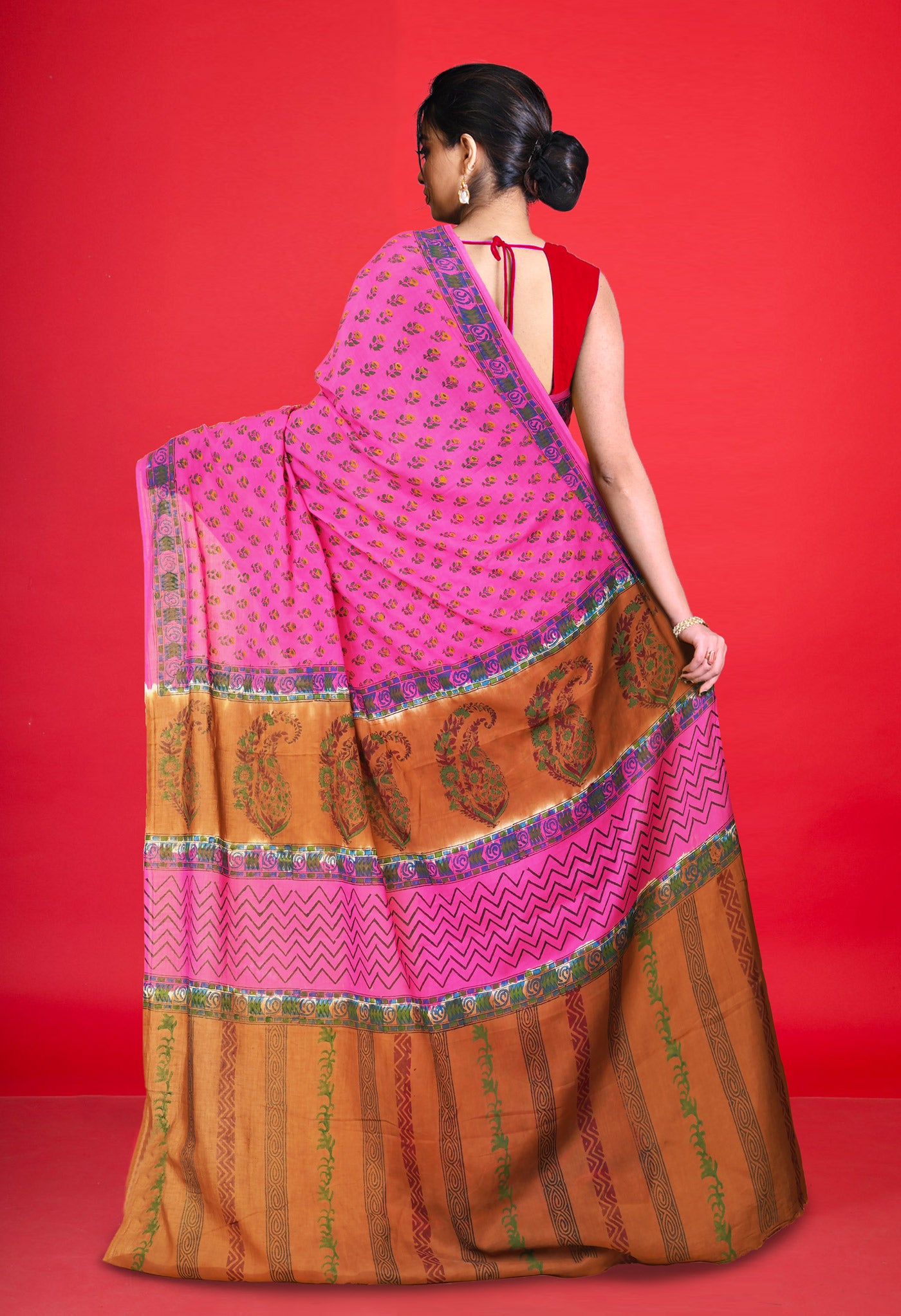 Pink Pure Hand Block Printed Soft Cotton Saree-UNM79273