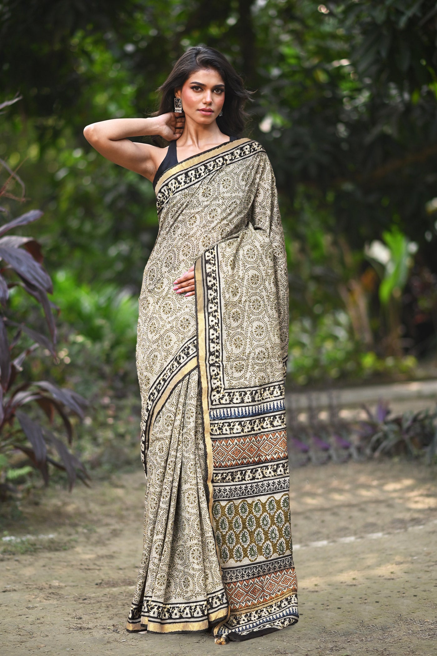 Grey Pure Bagru Printed Pashmina Sico Saree-UNM79311