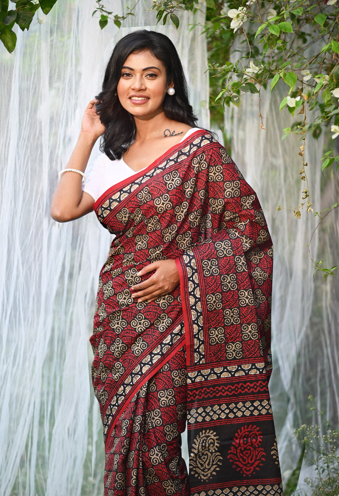 Black-Red Pure Hand Block Printed Soft Cotton Saree-UNM79334