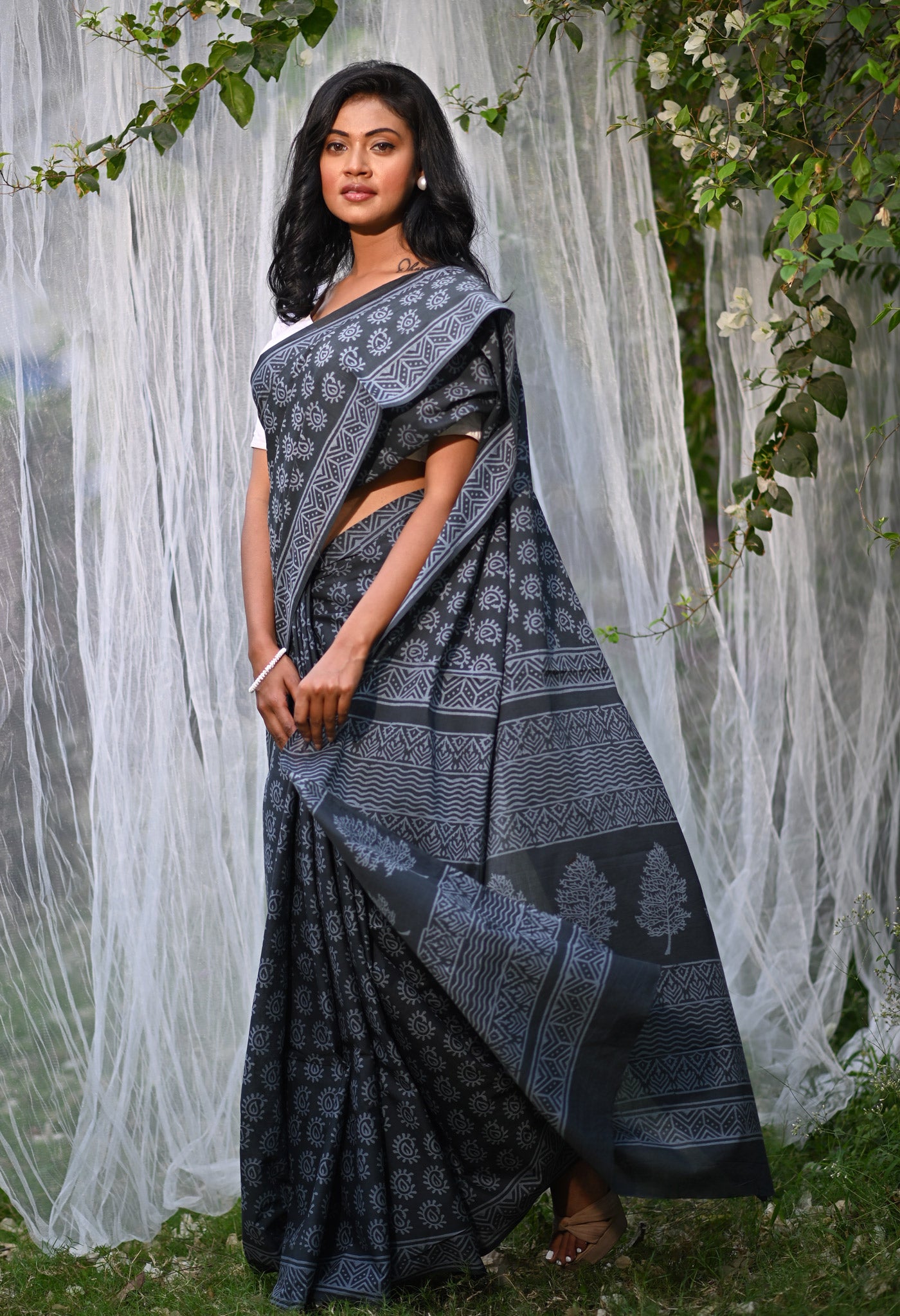 Dark Grey Pure Hand Block Printed Soft Cotton Saree-UNM79576