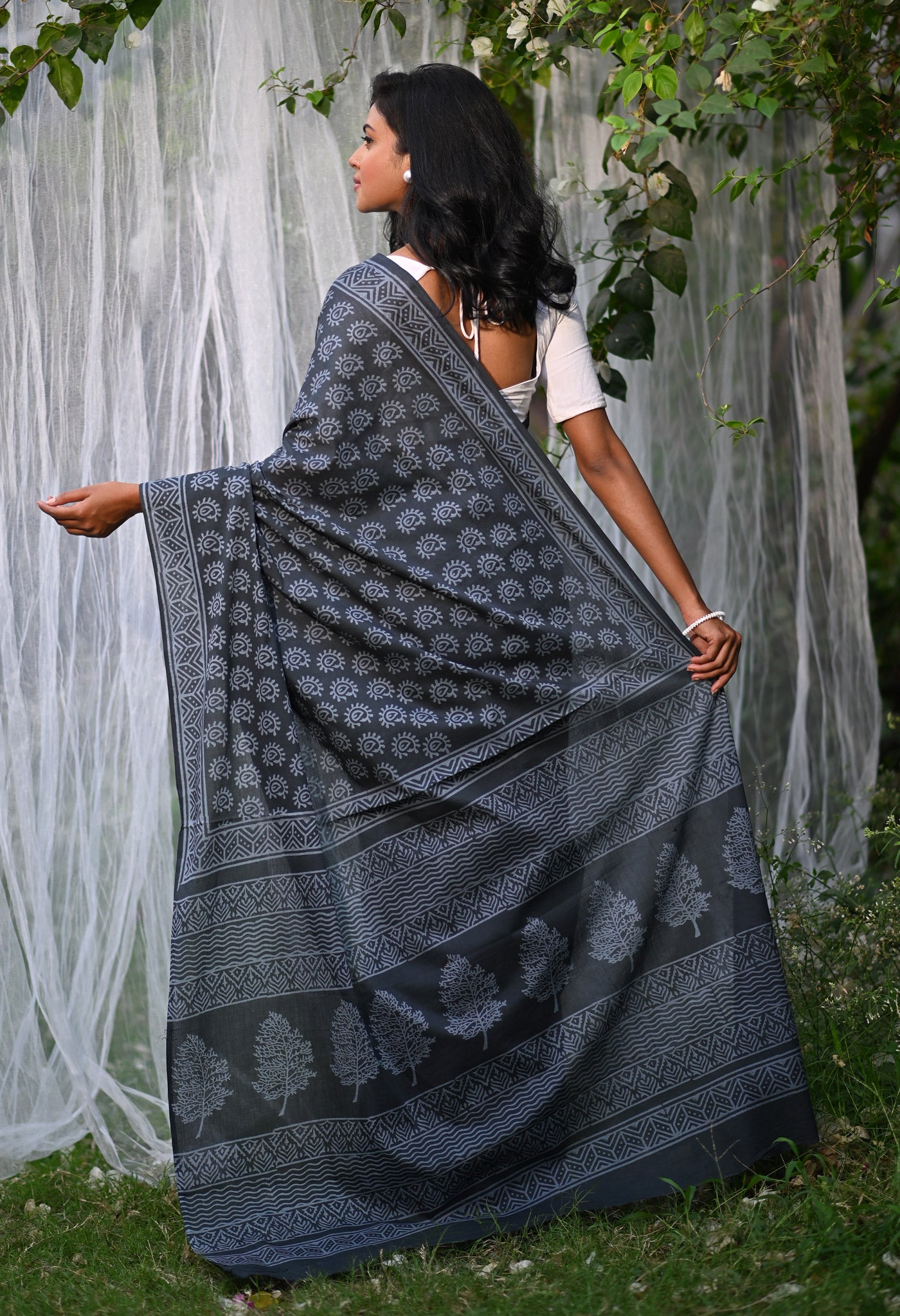 Dark Grey Pure Hand Block Printed Soft Cotton Saree-UNM79576