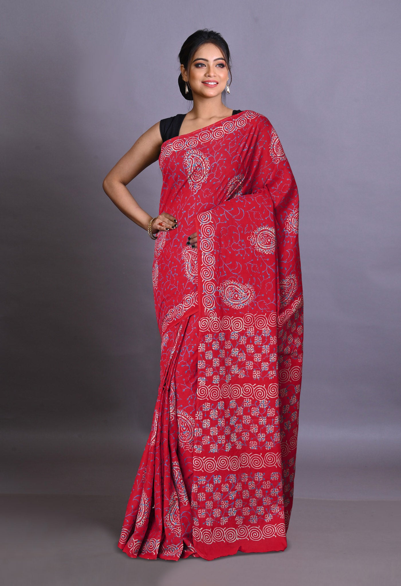 Red Pure Napthol Hand Block Pinted Soft Cotton Saree-UNM79817