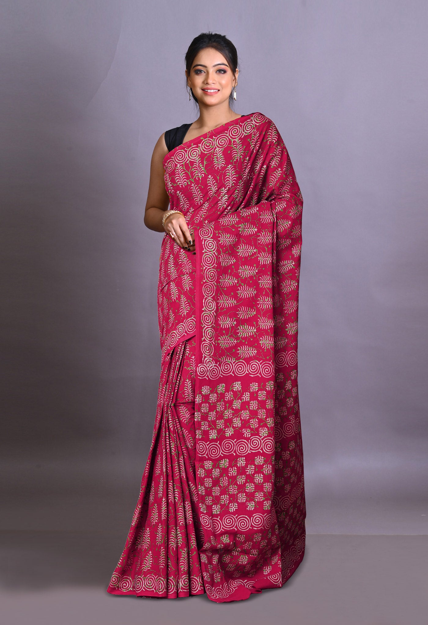 Red Pure Napthol Hand Block Pinted Soft Cotton Saree-UNM79831