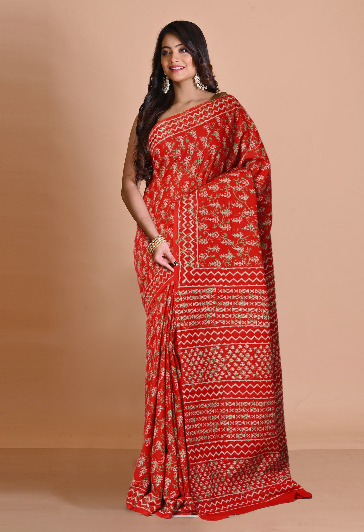 Red Pure Napthol Hand Block Pinted Soft Cotton Saree-UNM79834