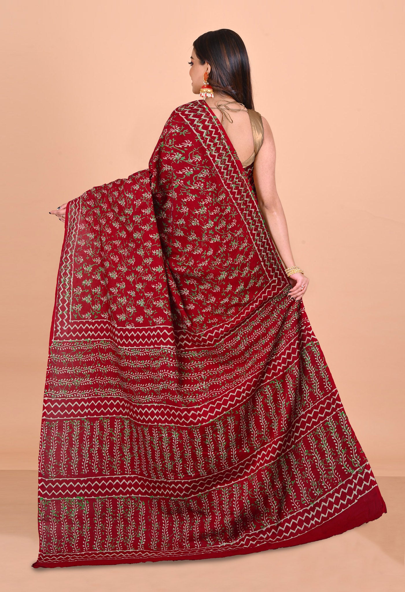 Red Pure Napthol Hand Block Pinted Soft Cotton Saree-UNM79842