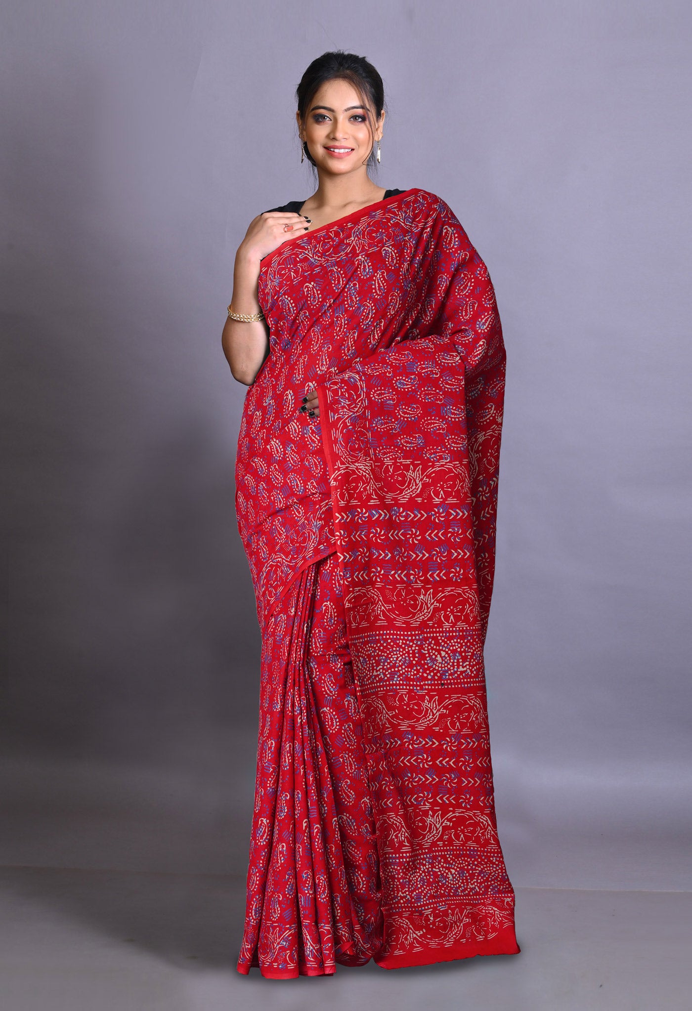 Red Pure Napthol Hand Block Pinted Soft Cotton Saree-UNM79844