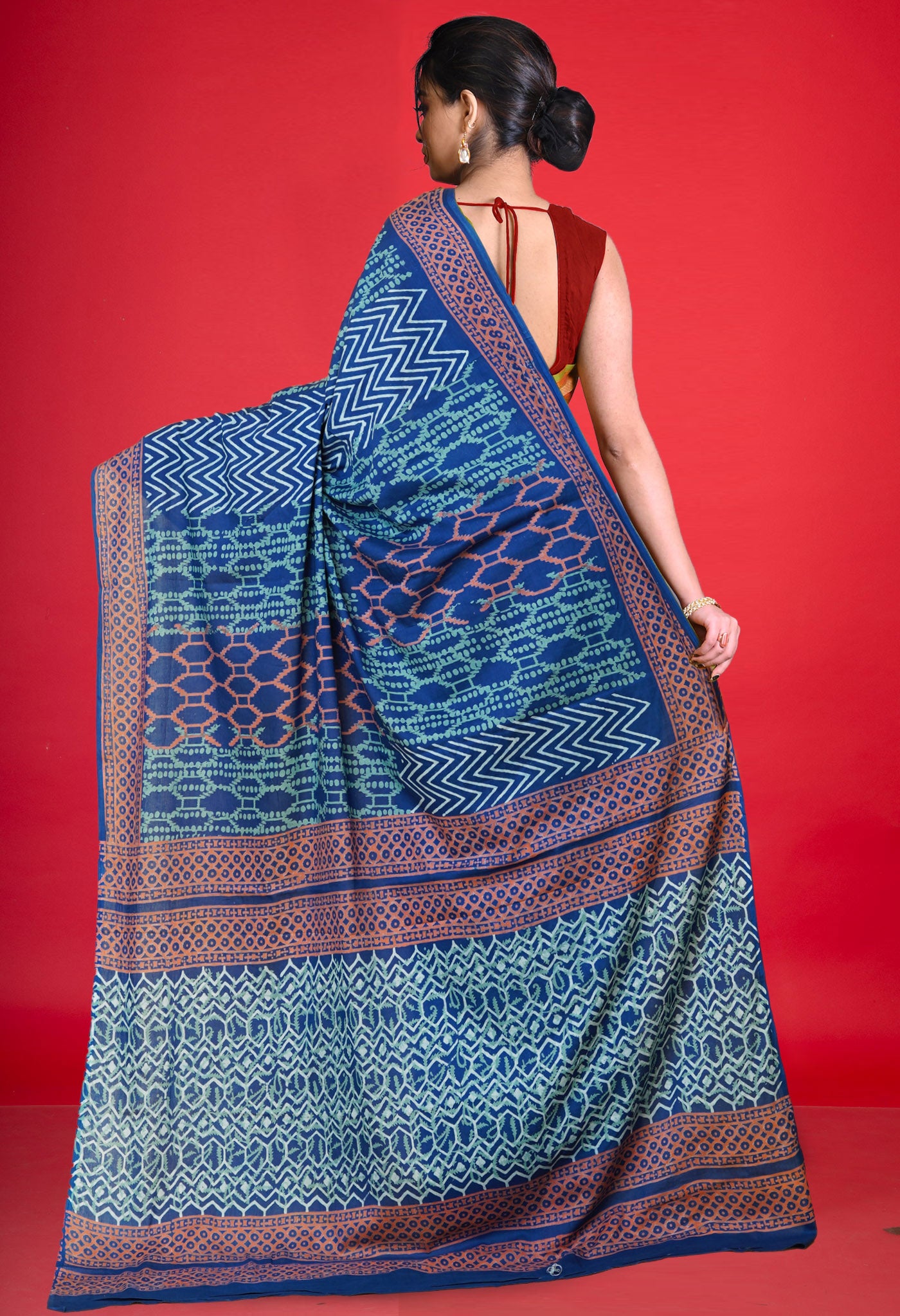 Navy Blue Pure Discharge Printed Soft Cotton Saree-UNM79883