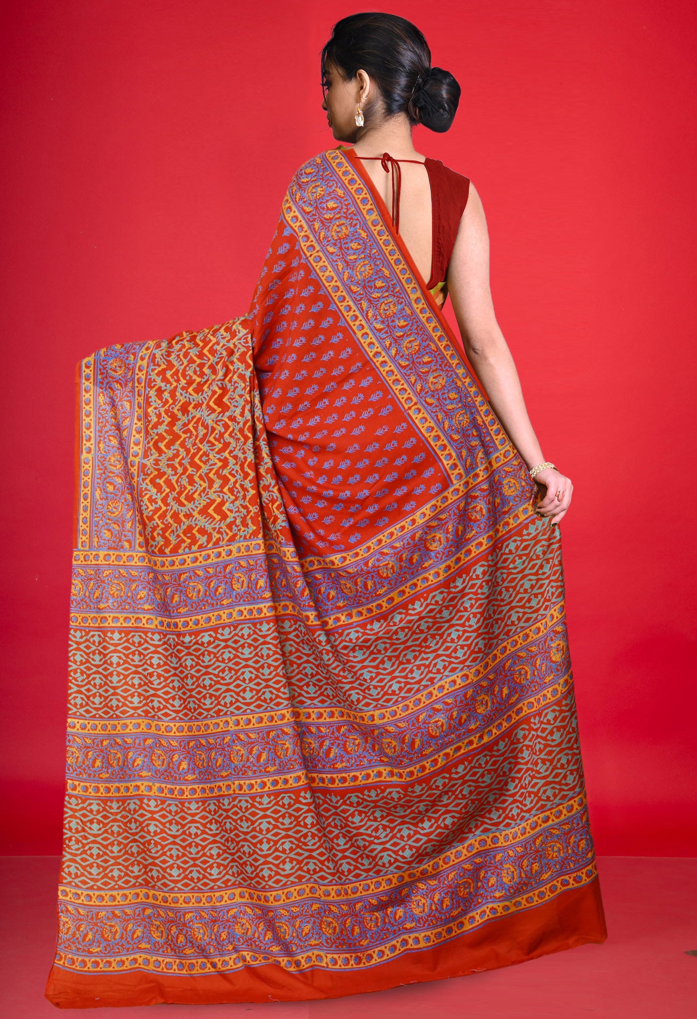 Red Pure Discharge Printed Soft Cotton Saree-UNM79884