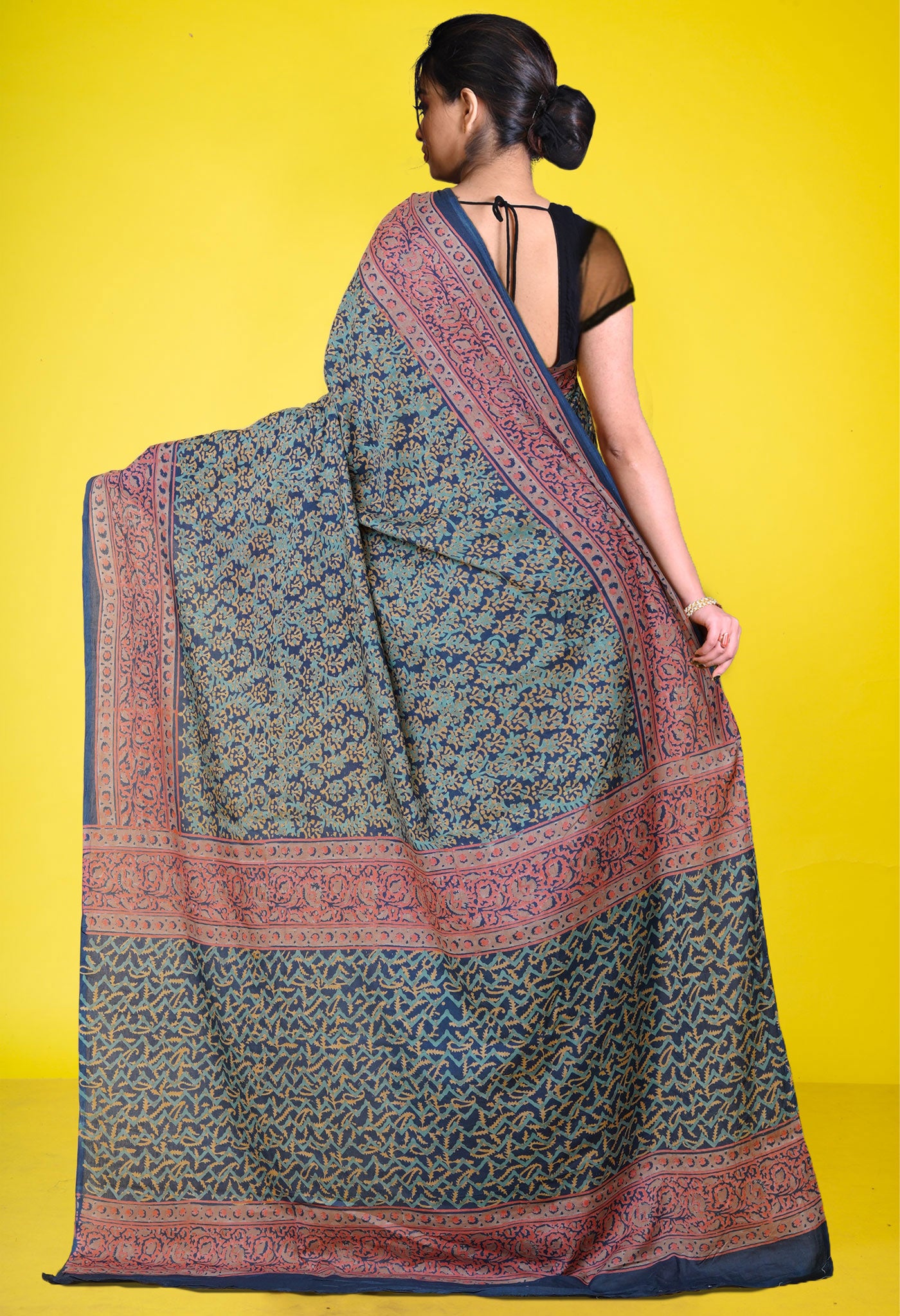 Grey Pure Discharge Printed Soft Cotton Saree-UNM79889