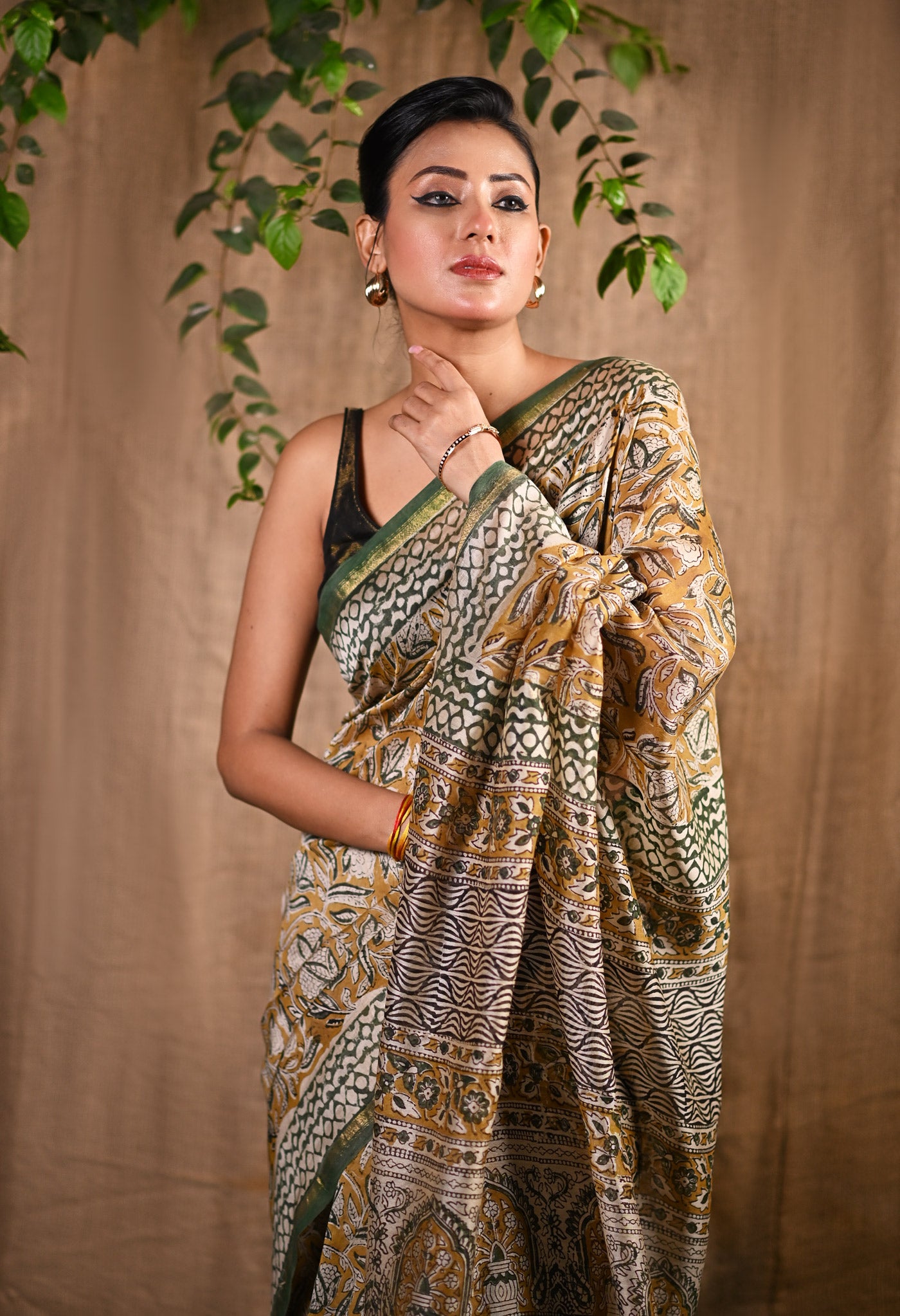 Olive Green Pure Bagru Kalamkari Printed Chanderi Sico Saree-UNM79913