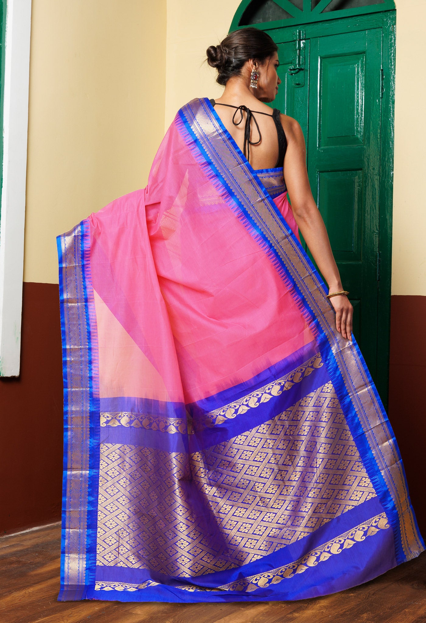 Pink Pure Handloom Gadwal Cotton Saree-UNM79931