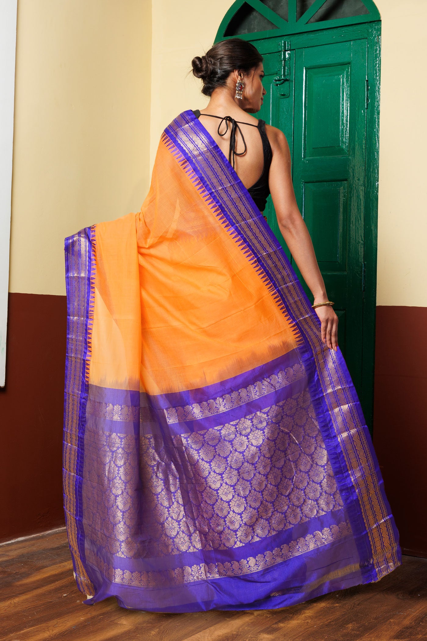 Orange Pure Handloom Gadwal Cotton Saree-UNM79933