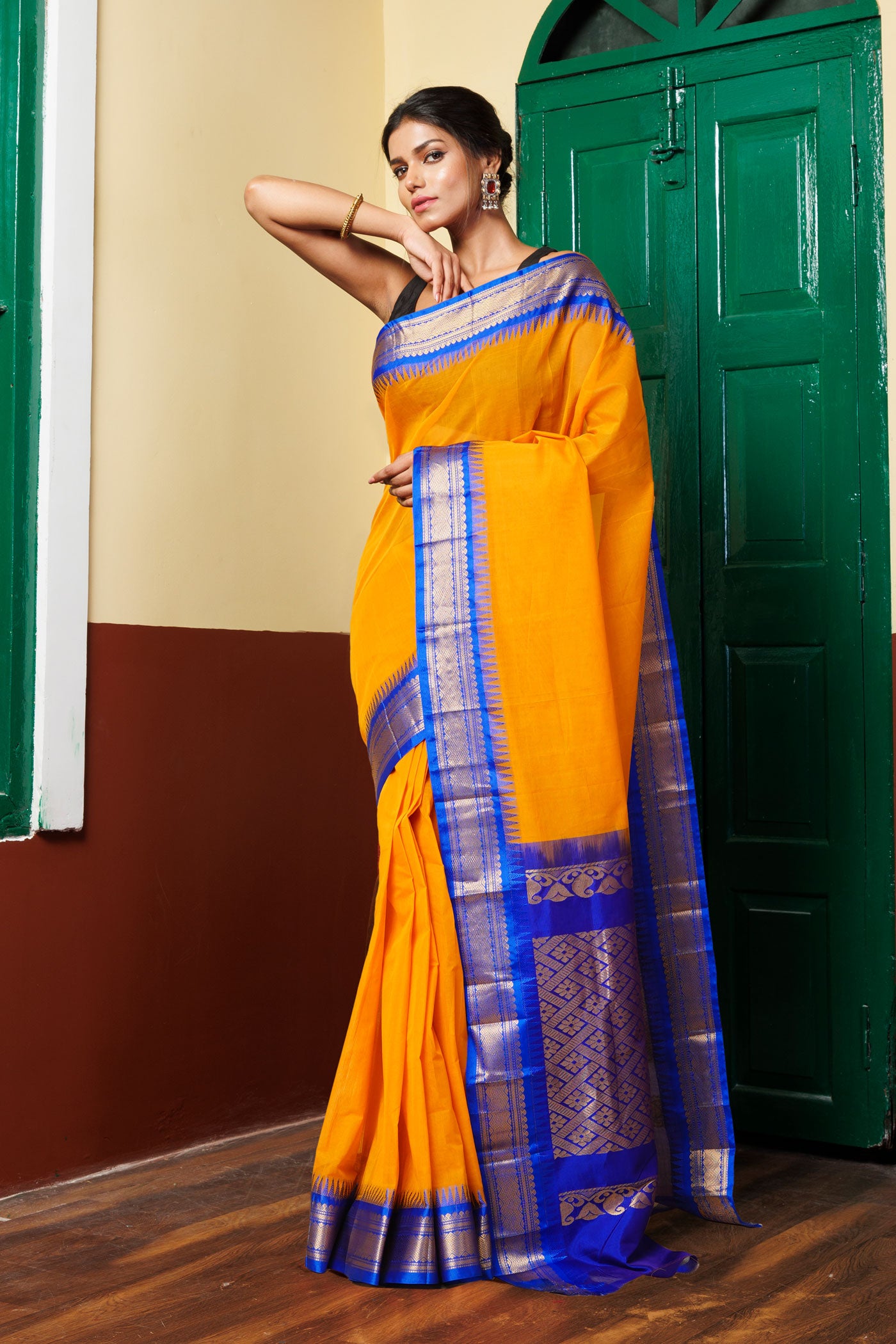 Turmeric Yellow Pure Handloom Gadwal Cotton Saree-UNM79936