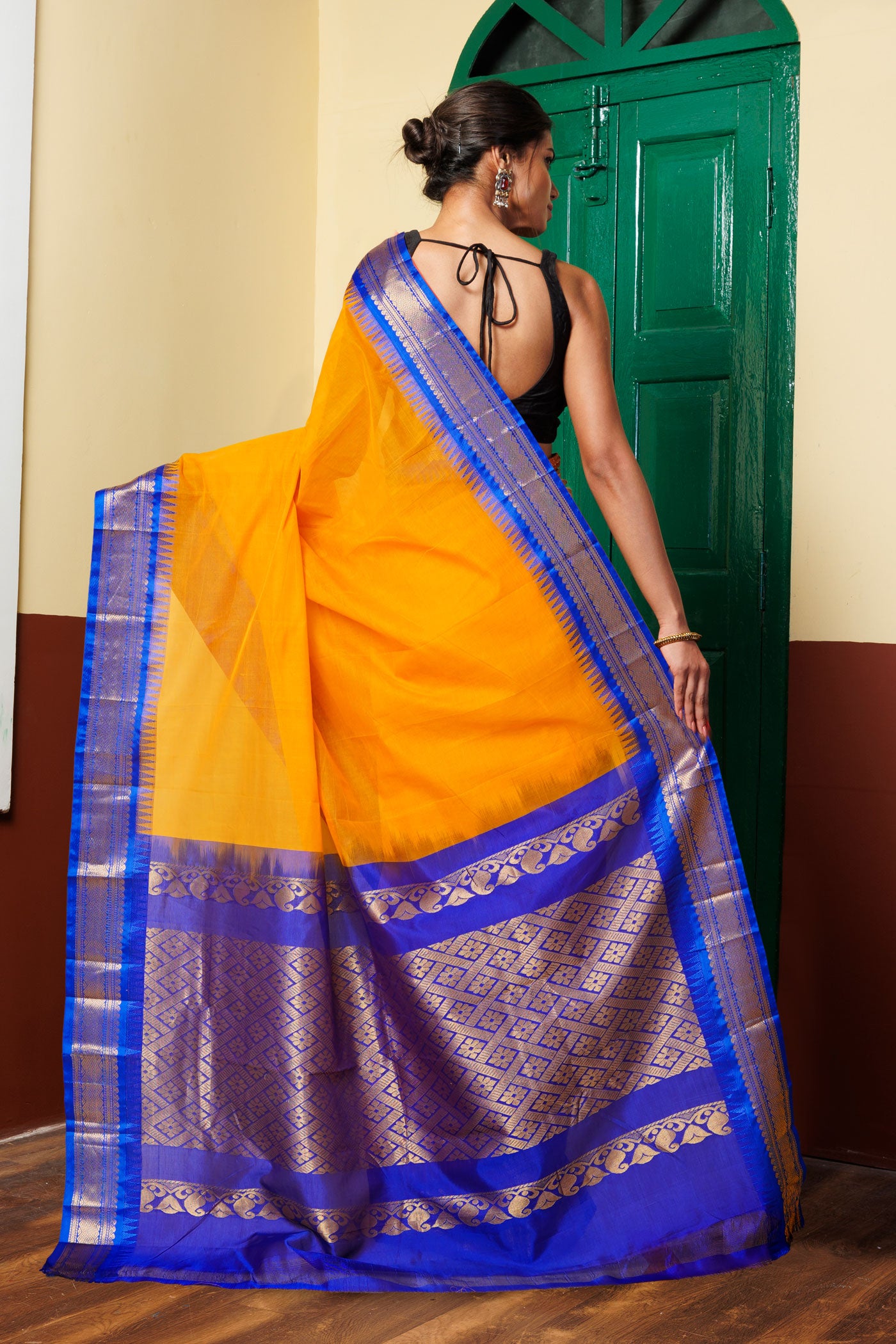 Turmeric Yellow Pure Handloom Gadwal Cotton Saree-UNM79936