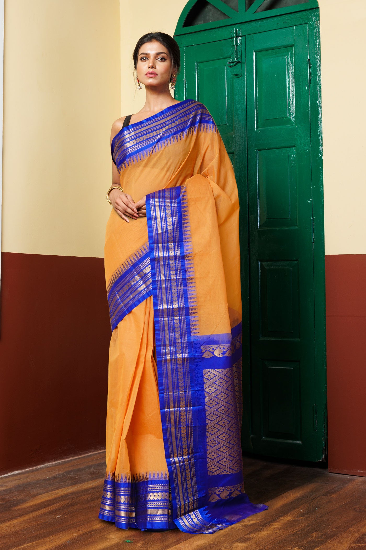 Orange Pure Handloom Gadwal Cotton Saree-UNM79940