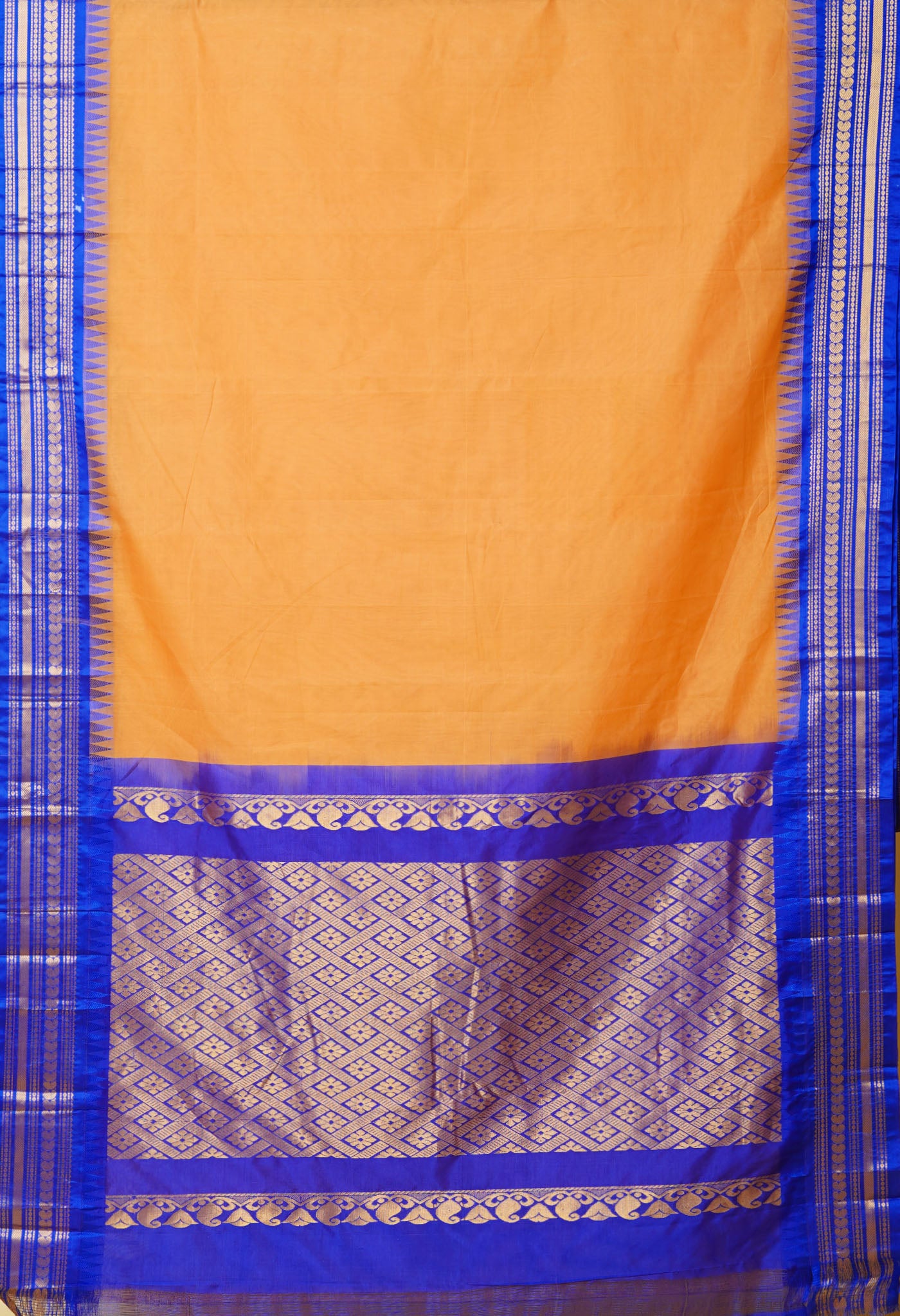 Orange Pure Handloom Gadwal Cotton Saree-UNM79940