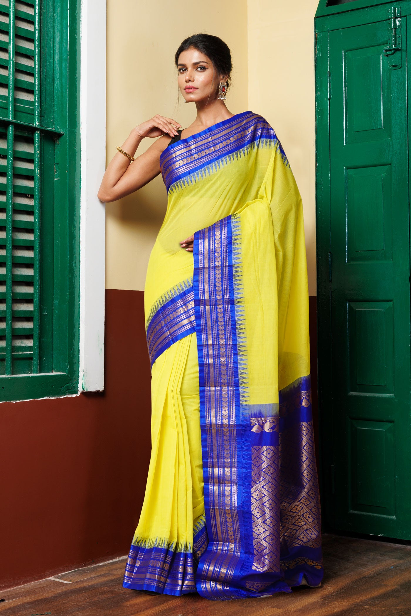 Lemon Yellow Pure Handloom Gadwal Cotton Saree-UNM79945