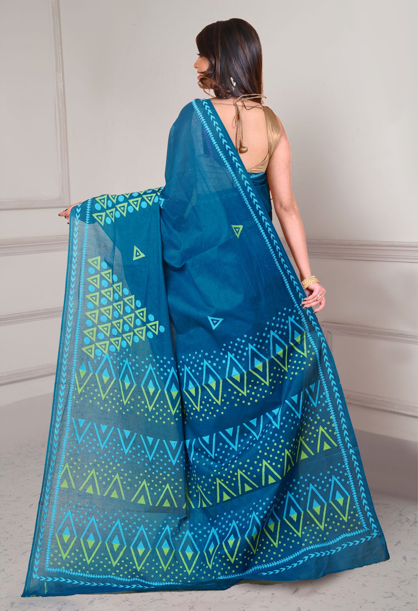 Peacock Green Pure Dyed Hand Block printed Soft Cotton Saree-UNM79984