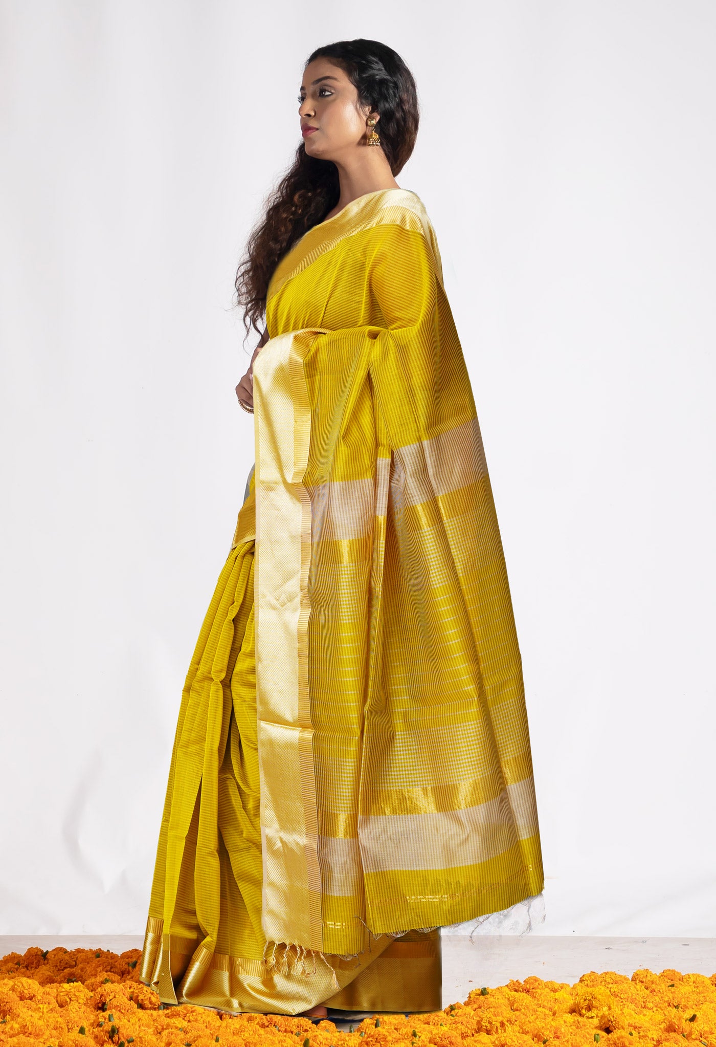 Yellow Pure Handloom Maheshwari Sico Saree-UNM79995