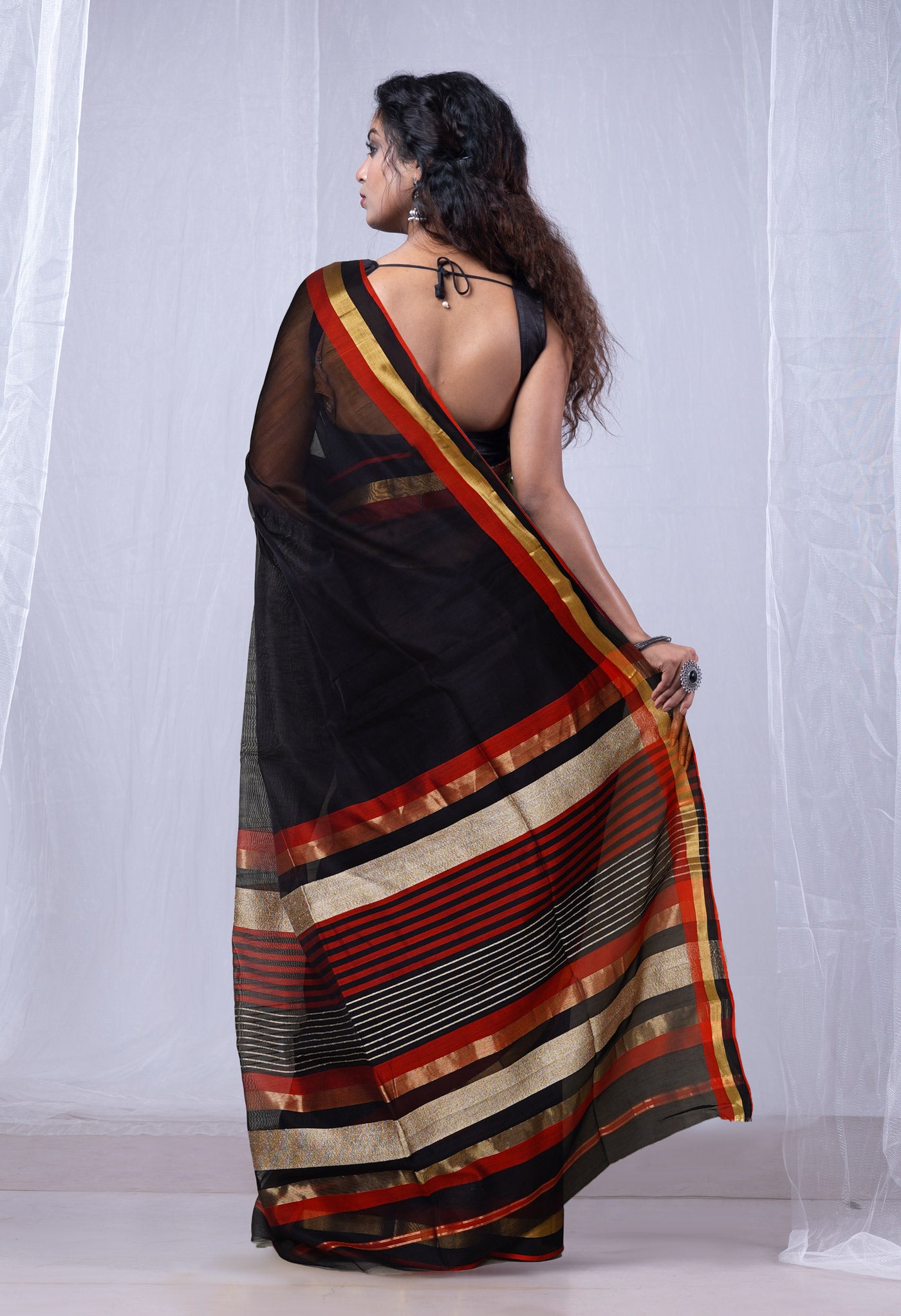 Black Pure Handloom Maheshwari Sico Saree-UNM80030