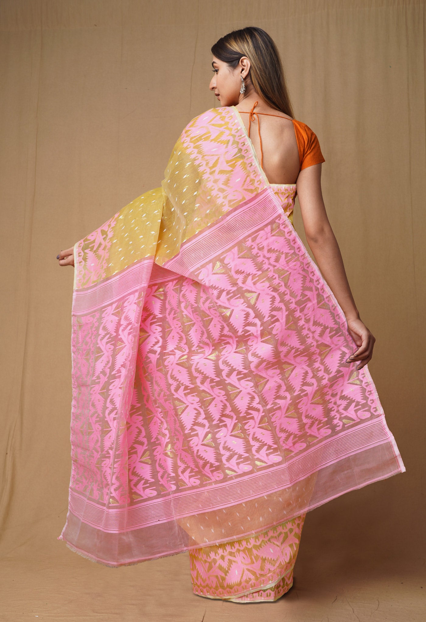 Cream-Pink Pure Handloom Jamdhani Bengal Cotton Saree-UNM80123