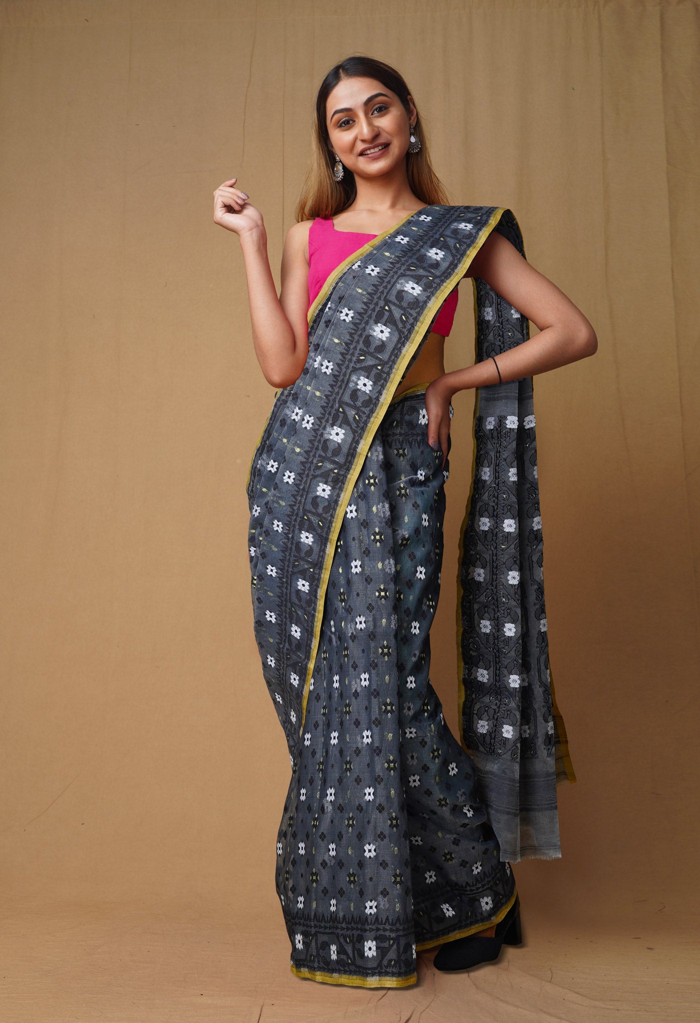 Grey-Black Pure Handloom Jamdhani Bengal Cotton Saree-UNM80129