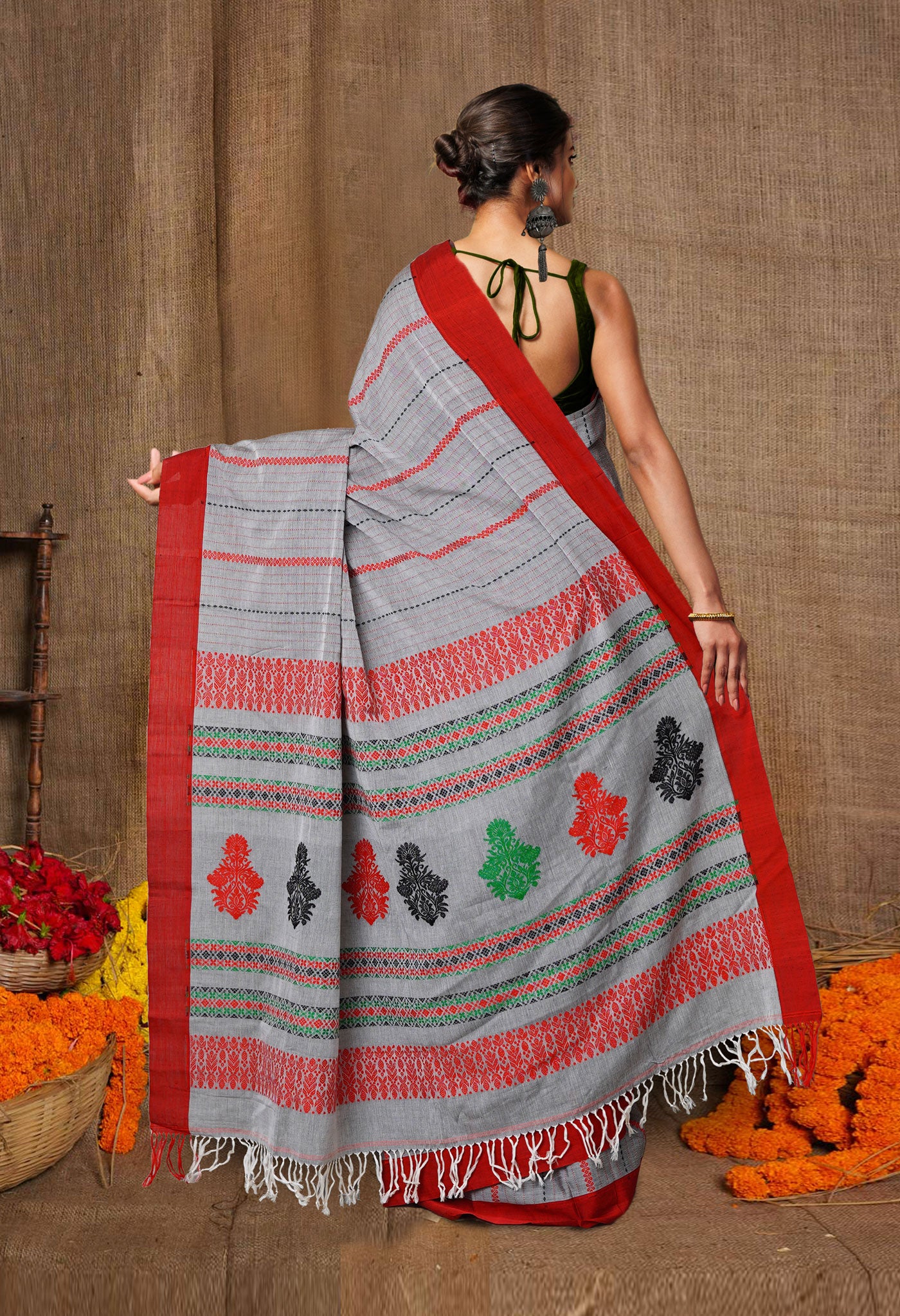 Grey Pure Handloom Nagaland Cotton Silk Saree-UNM80178