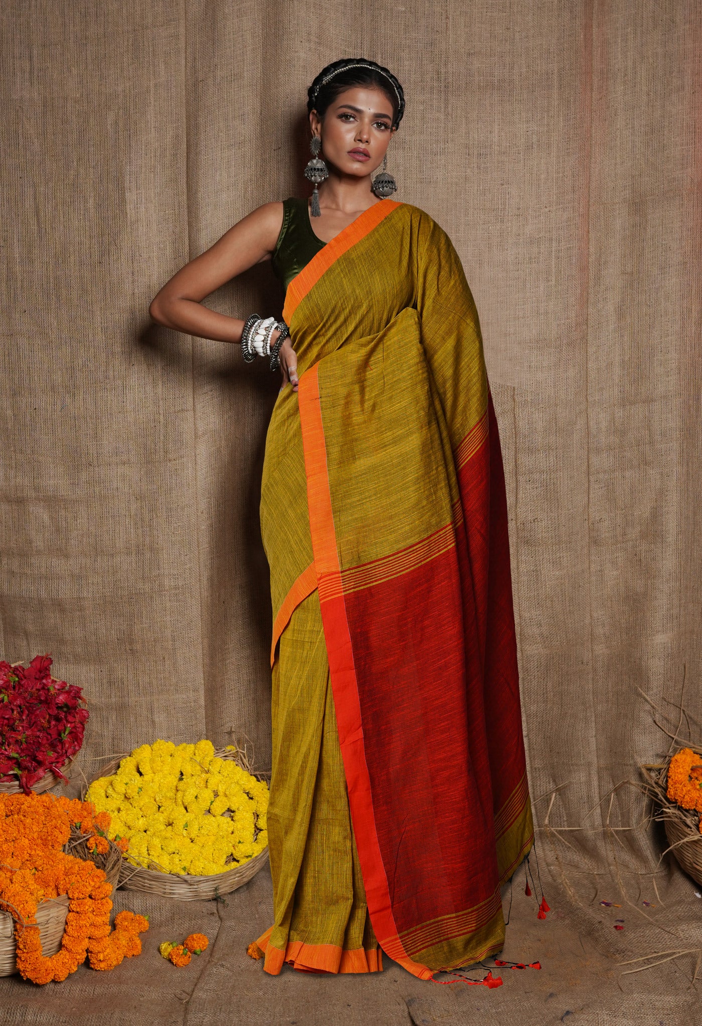 Brown-Red Pure Plain With Contrast Pallu Cotton Linen Saree-UNM80193