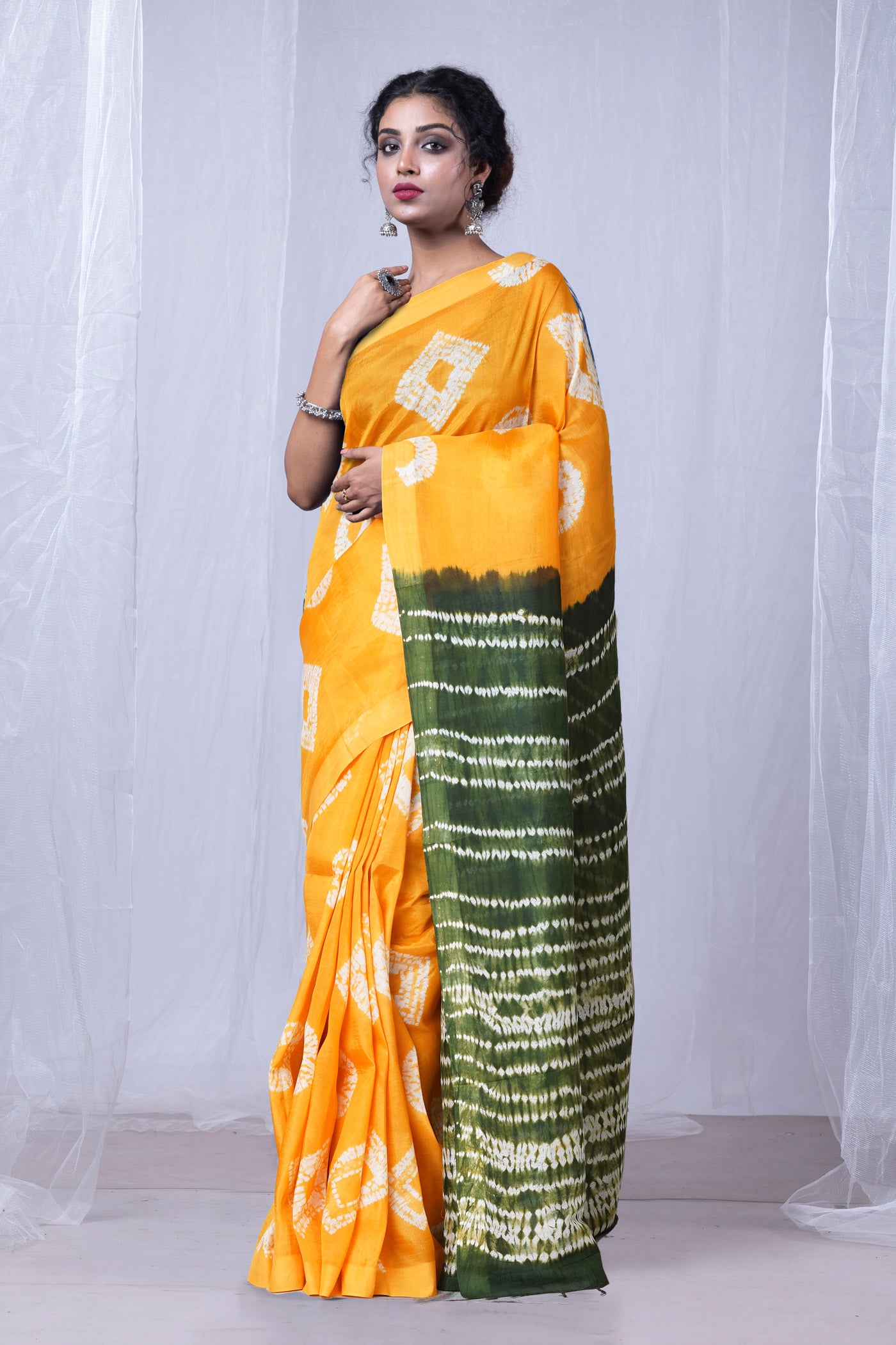 Yellow-Dark Green Pure  Tie And Dye Shibori Printed Soft Silk Saree-UNM80469