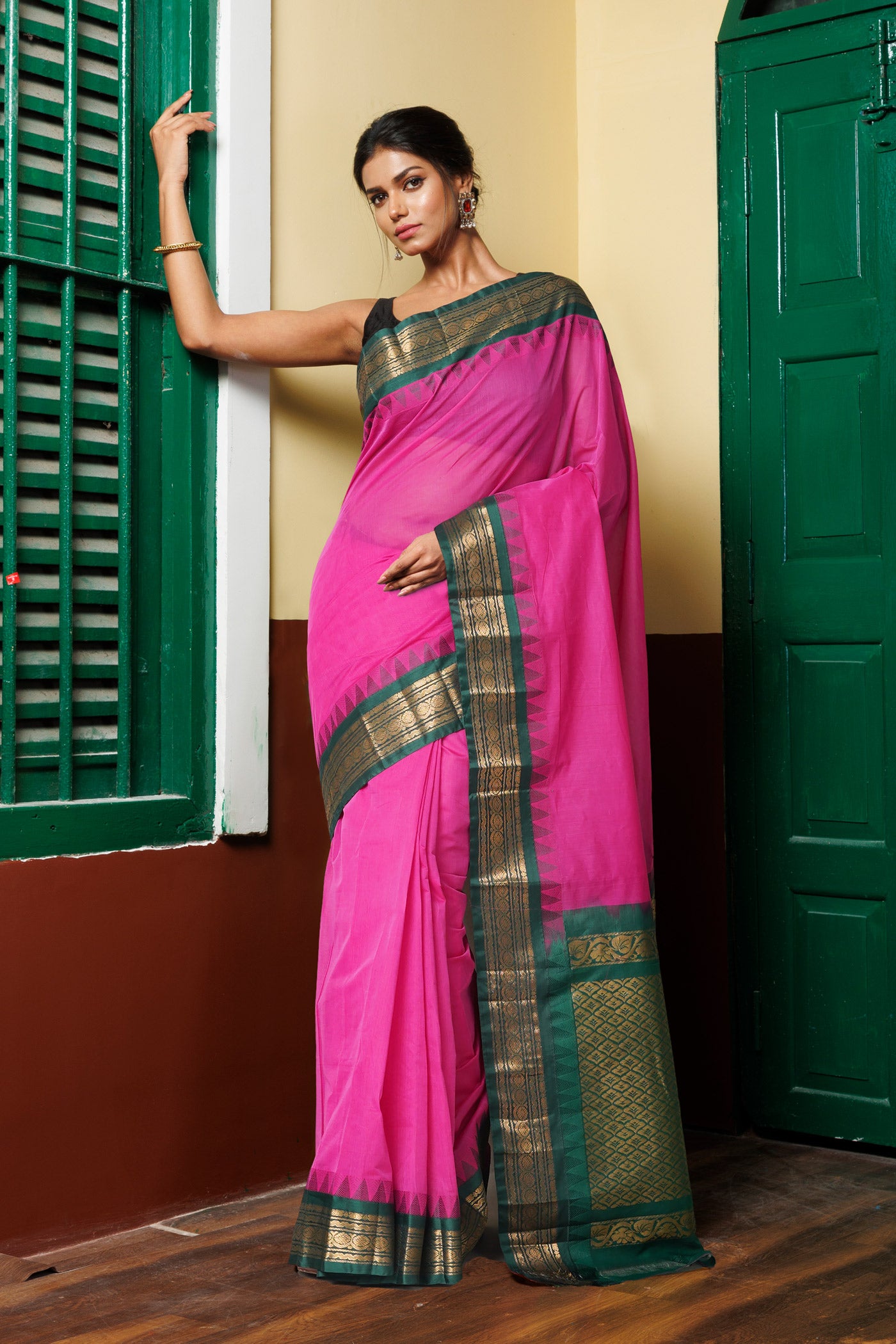 Pink -Green Pure Handloom Gadwal Cotton Saree-UNM80491