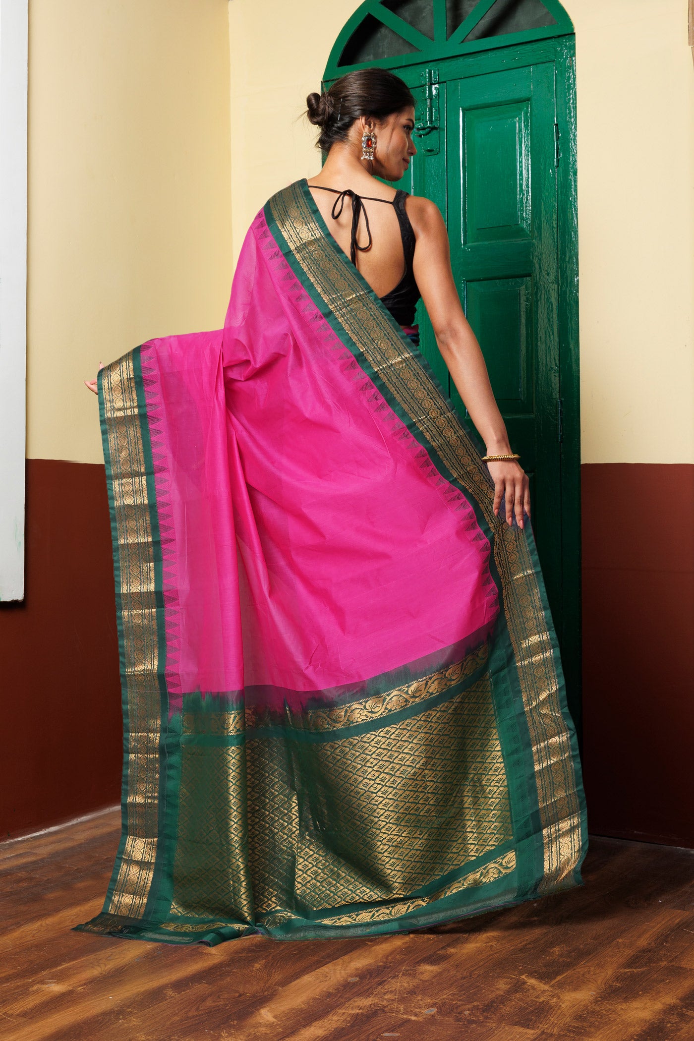 Pink -Green Pure Handloom Gadwal Cotton Saree-UNM80491