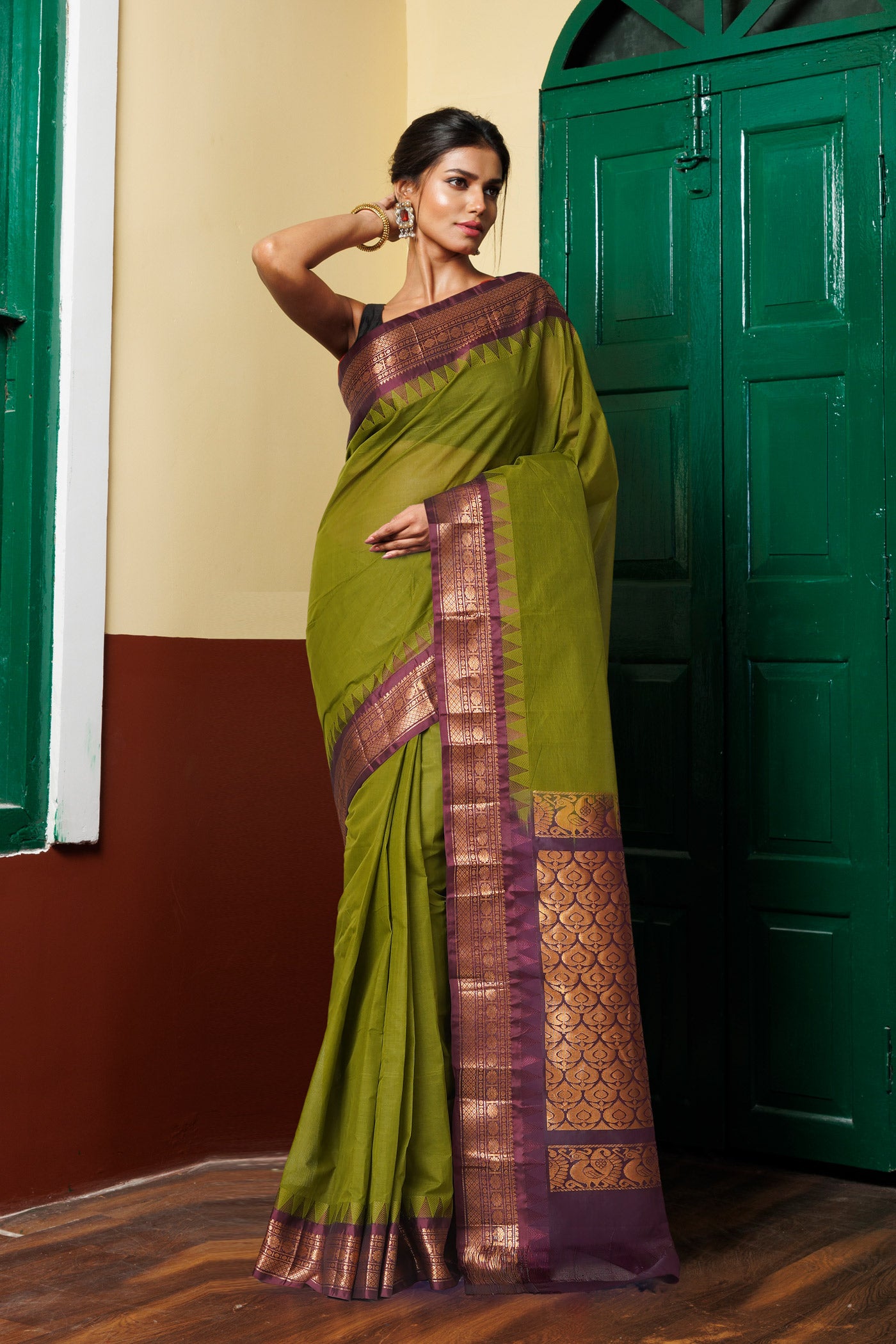 Olive Green-Brown Pure Handloom Gadwal Cotton Saree-UNM80494