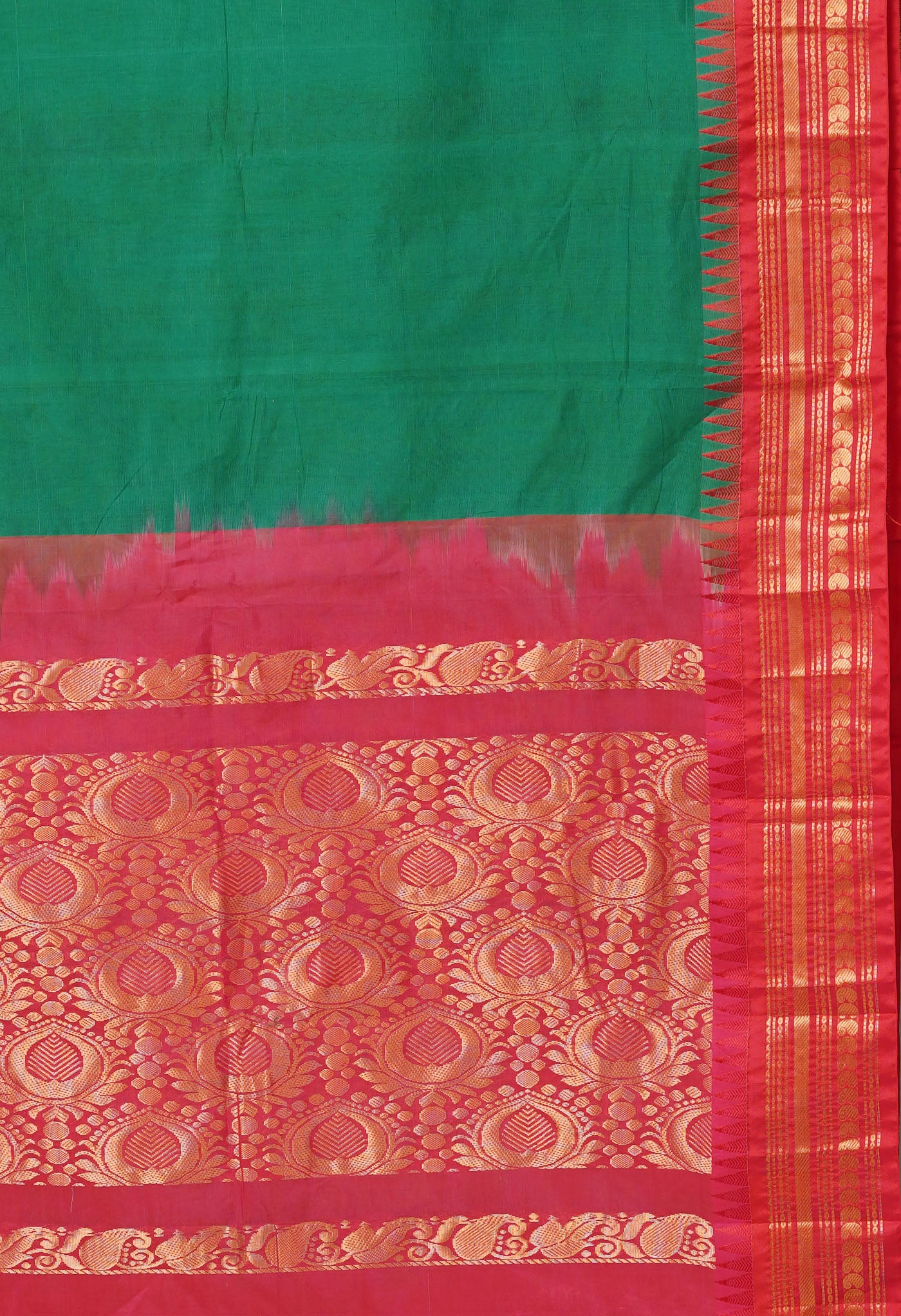 Green-Red Pure Handloom Gadwal Cotton Saree-UNM80497