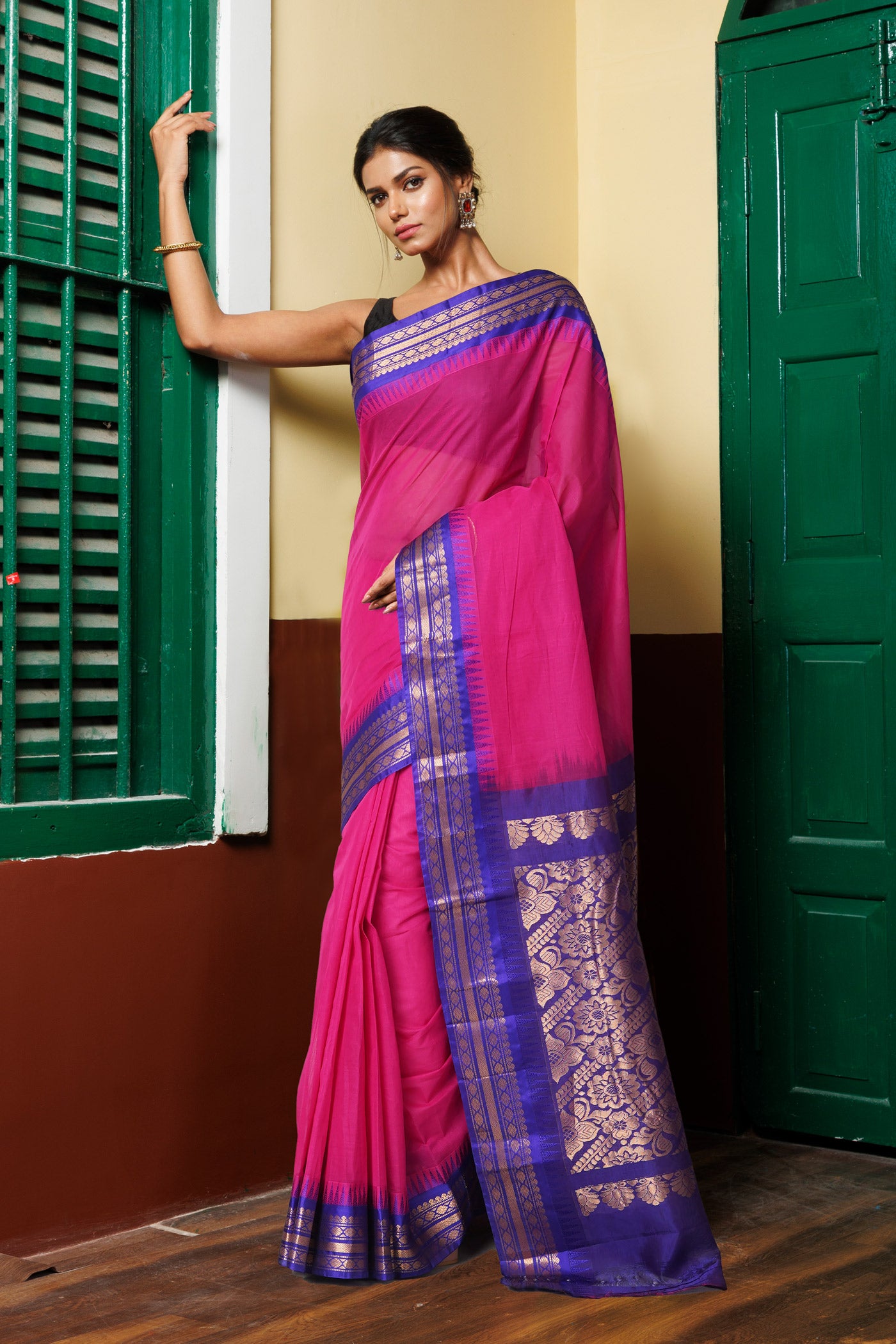 Pink-Dark Blue Pure Handloom Gadwal Cotton Saree-UNM80500