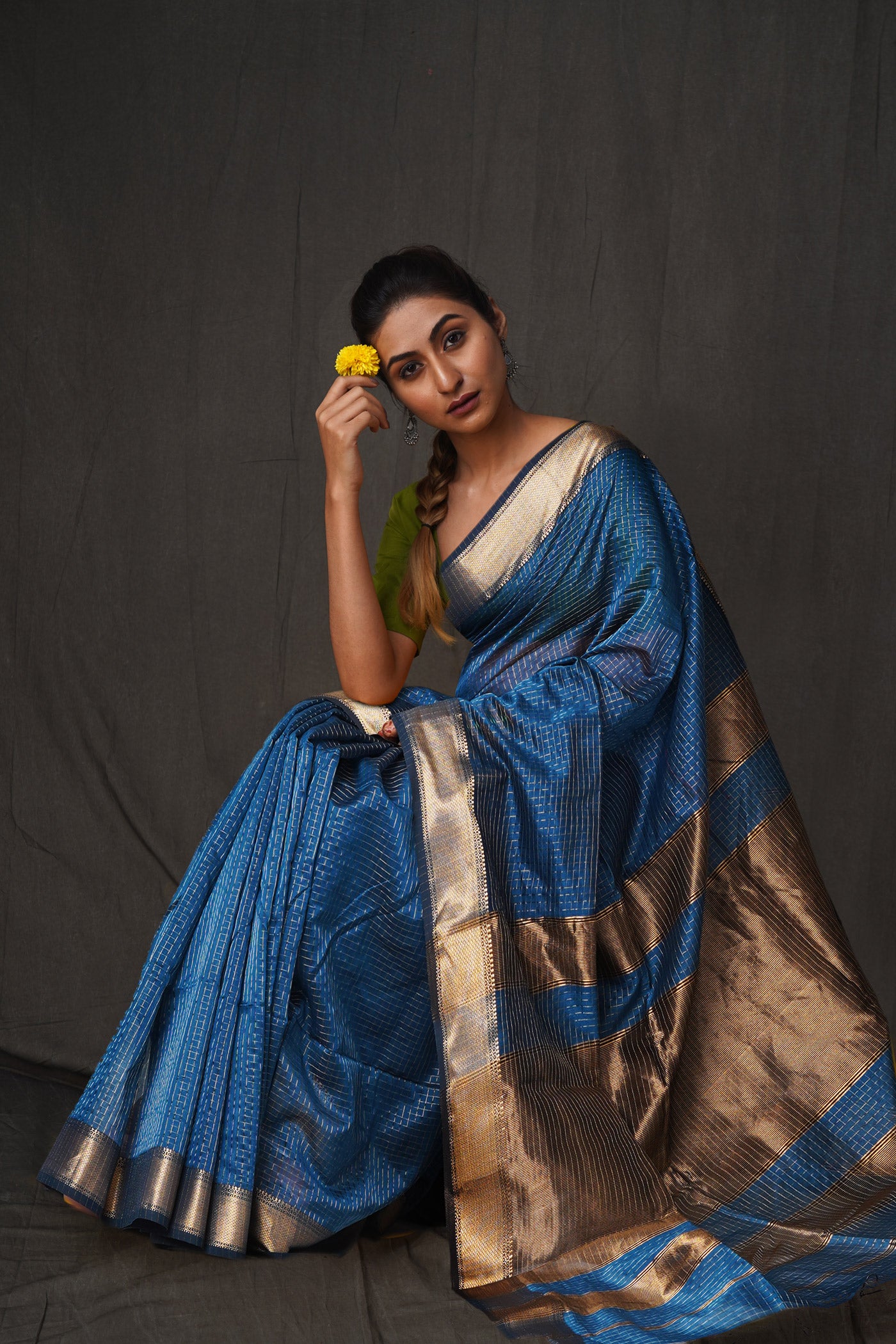 Peacock Blue Pure Handloom Maheshwari With Checks Weaving Sico Saree-UNM80517