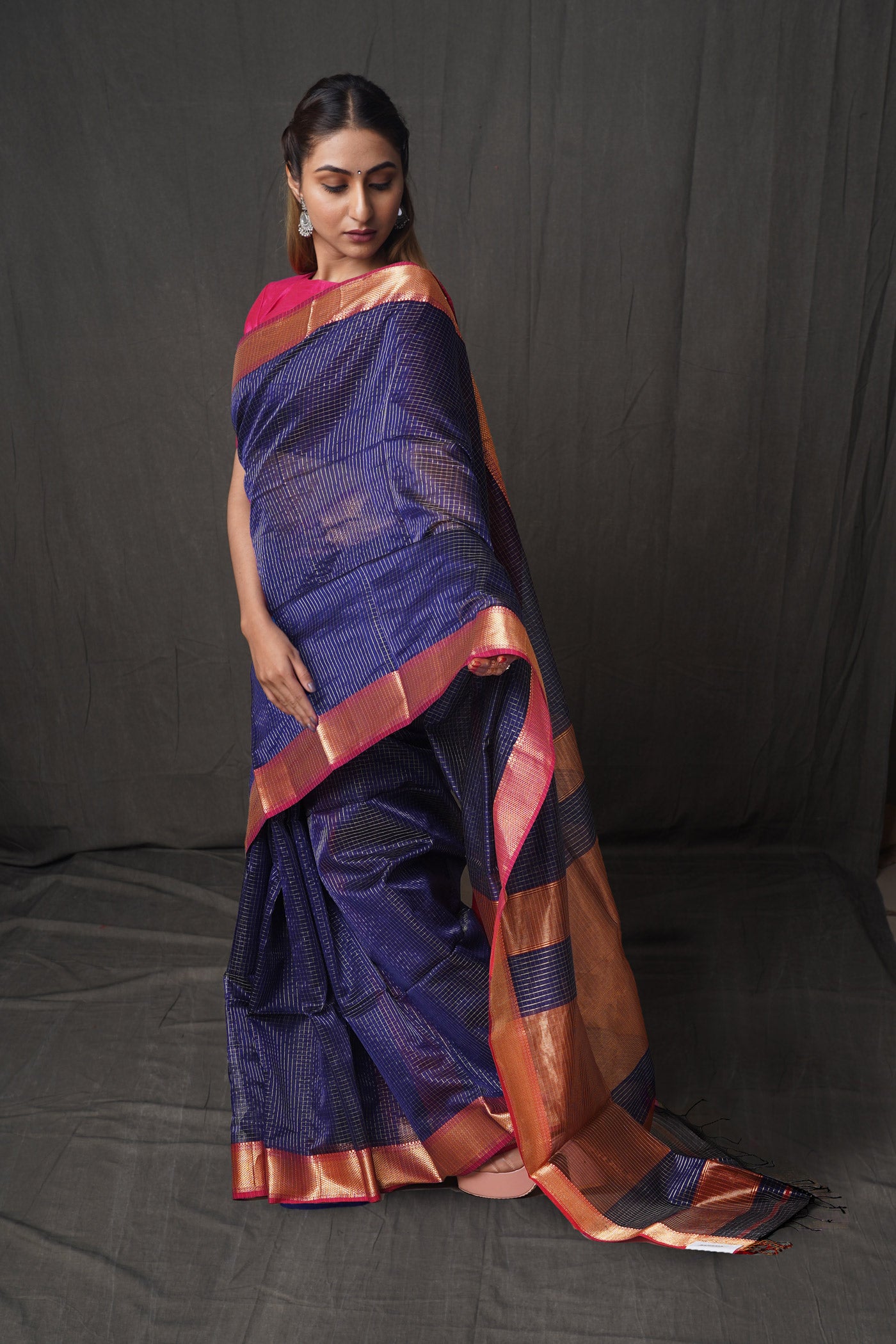 Dark Blue Pure Handloom Maheshwari With Checks Weaving Sico Saree-UNM80521