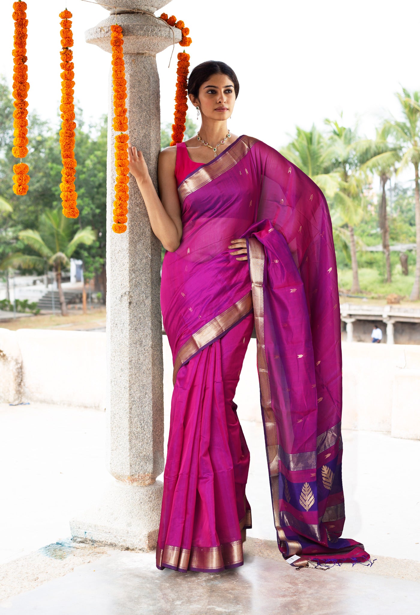 Violet-Dark Blue Pure Handloom Maheshwari Sico Saree-UNM80526